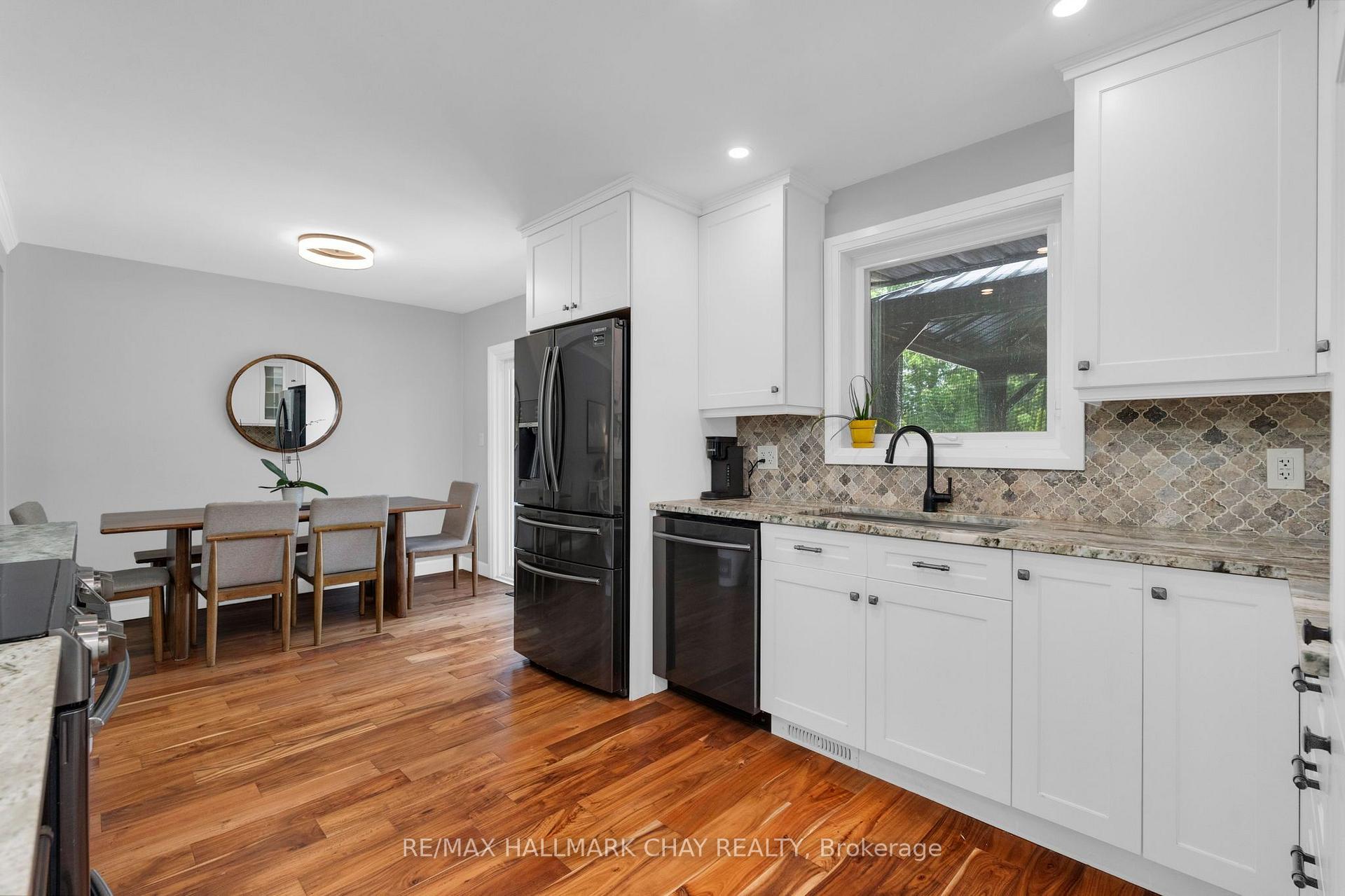 Photo 7 of 12 Francis Road, Orillia — HOMEH