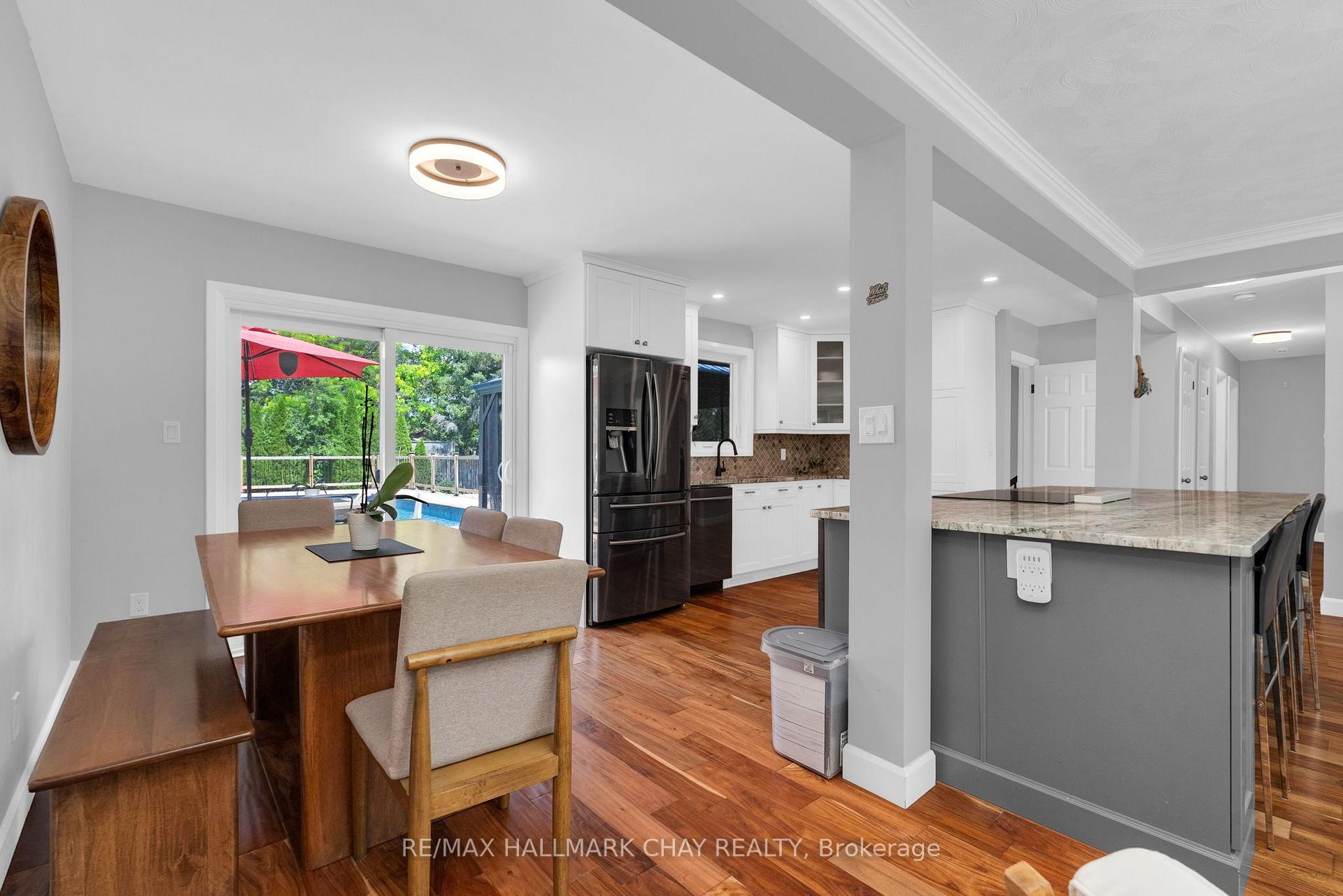 Photo 10 of 12 Francis Road, Orillia — HOMEH