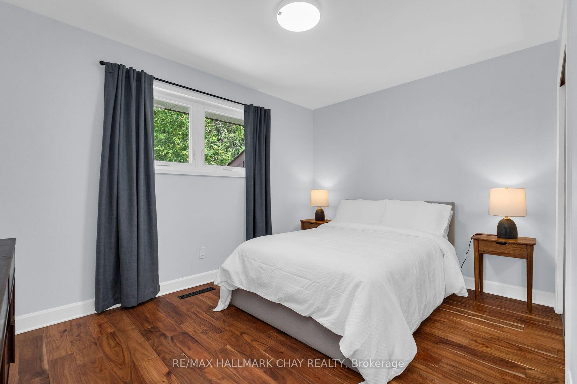 Photo 11 of 12 Francis Road, Orillia — HOMEH