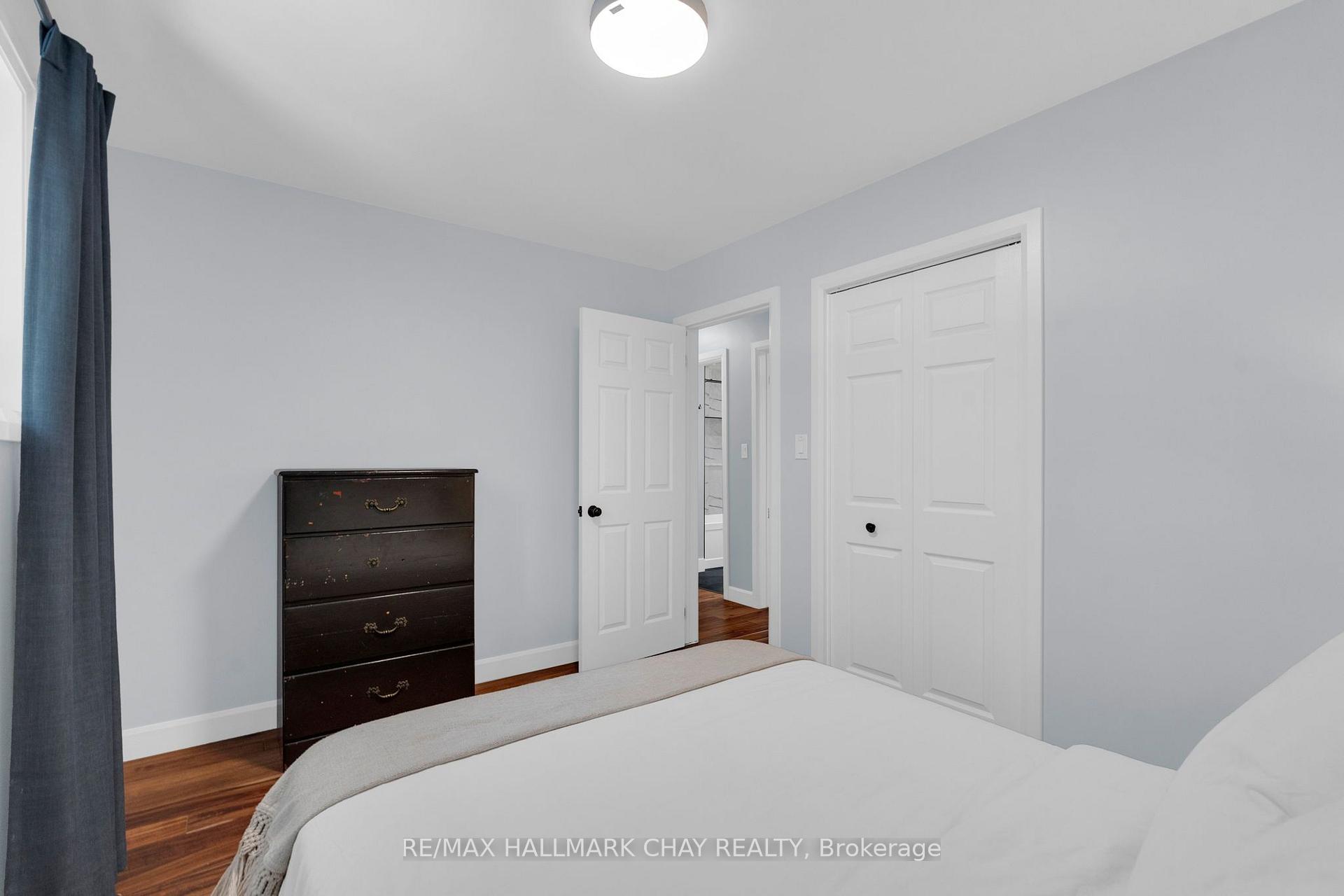 Photo 13 of 12 Francis Road, Orillia — HOMEH