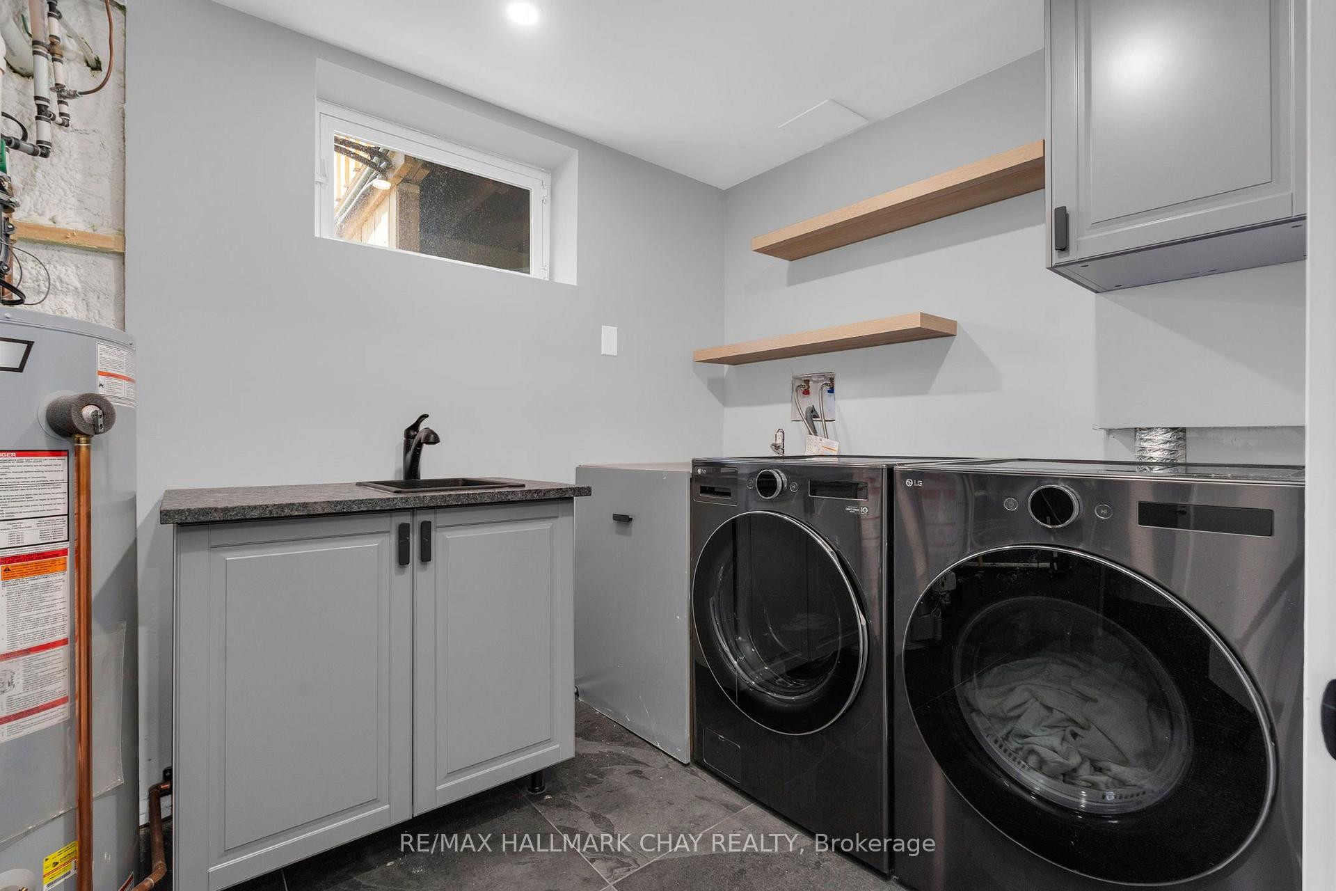 Photo 23 of 12 Francis Road, Orillia — HOMEH