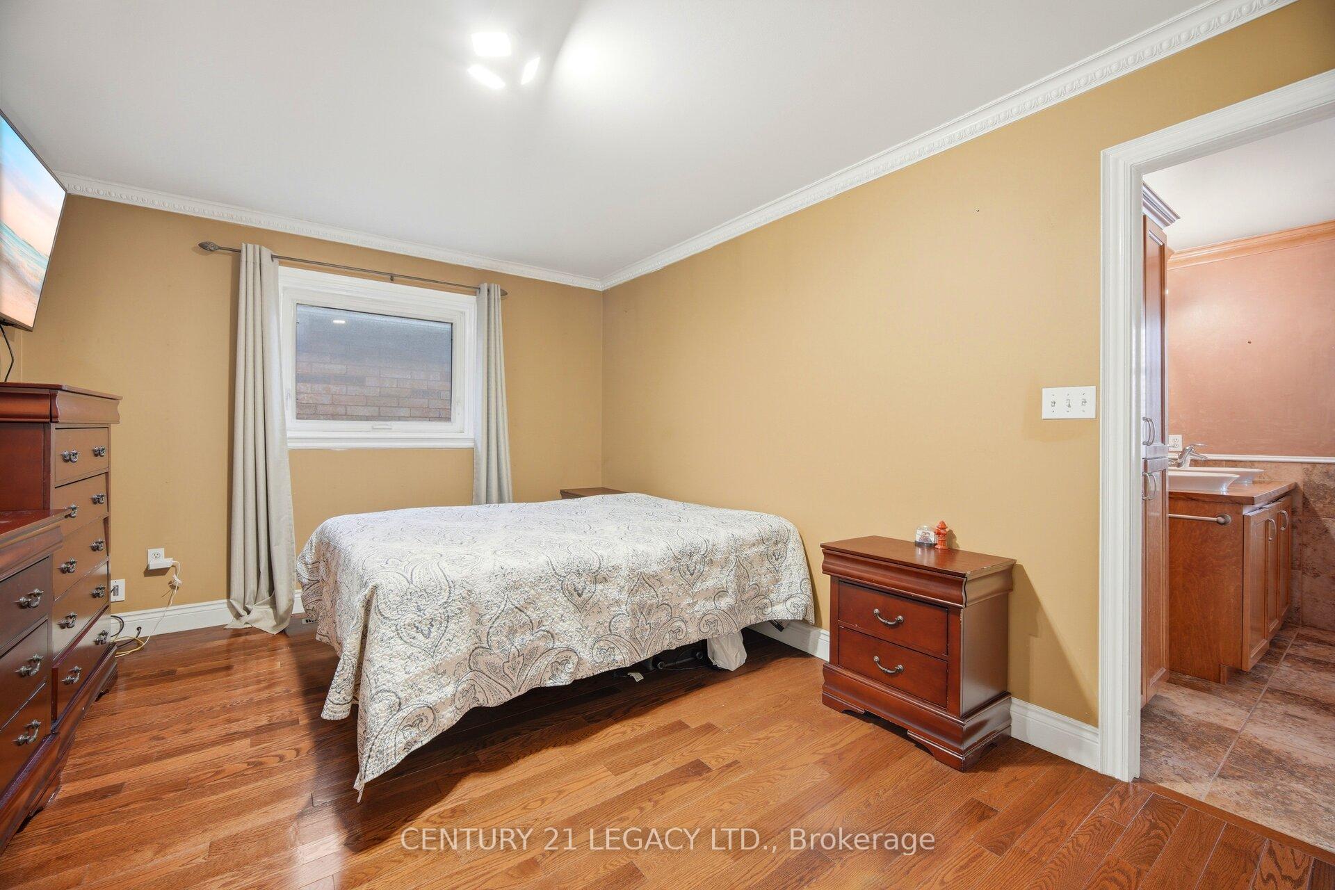 Photo 22 of 28 Wildfire Road, Vaughan, East Woodbridge — HOMEH