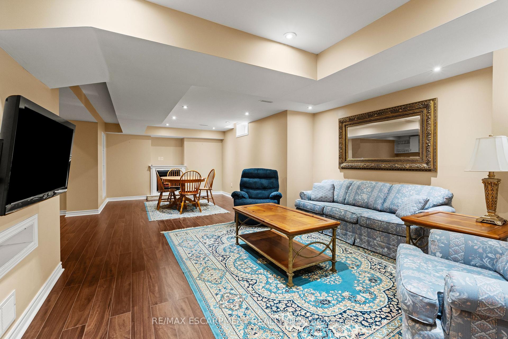 Photo 35 of 200 Miller Drive, Halton Hills, Georgetown — HOMEH