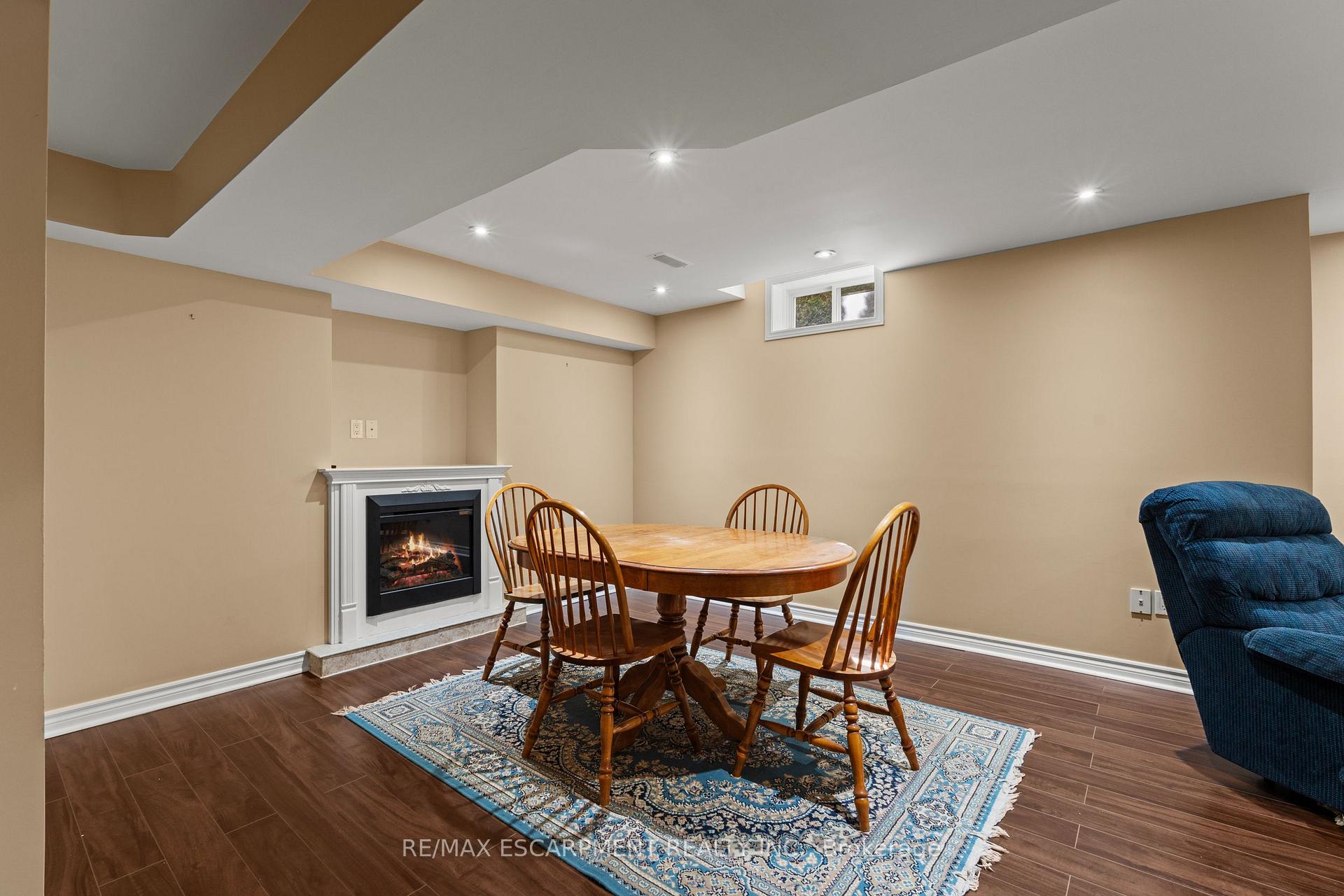Photo 36 of 200 Miller Drive, Halton Hills, Georgetown — HOMEH