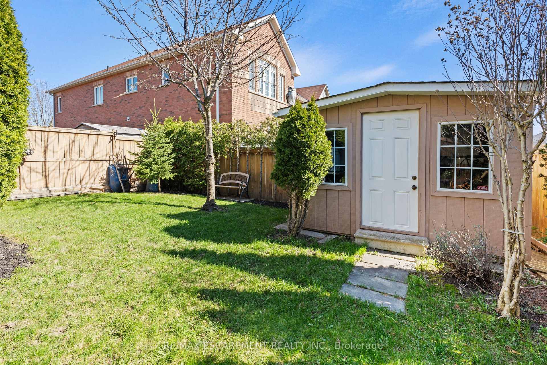 Photo 40 of 200 Miller Drive, Halton Hills, Georgetown — HOMEH