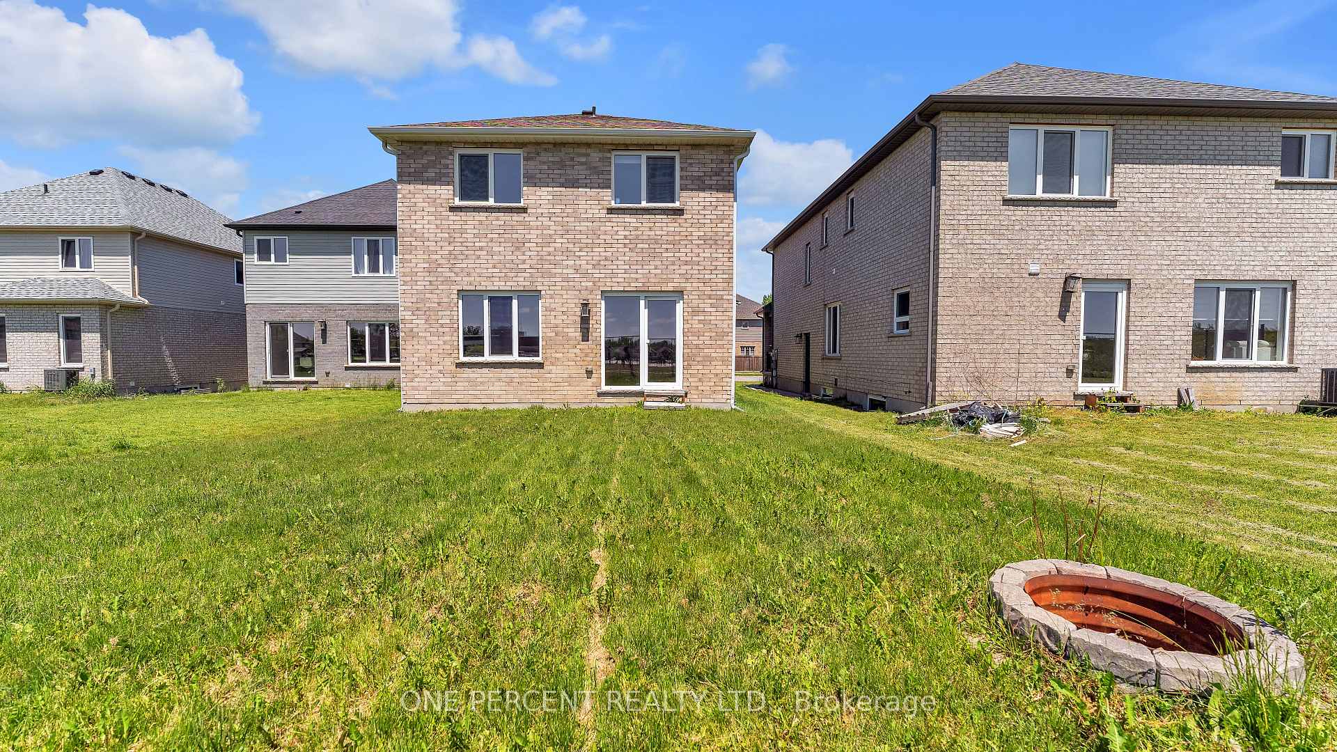 Photo 30 of 823 Cedarpark Way, London, North D — HOMEH