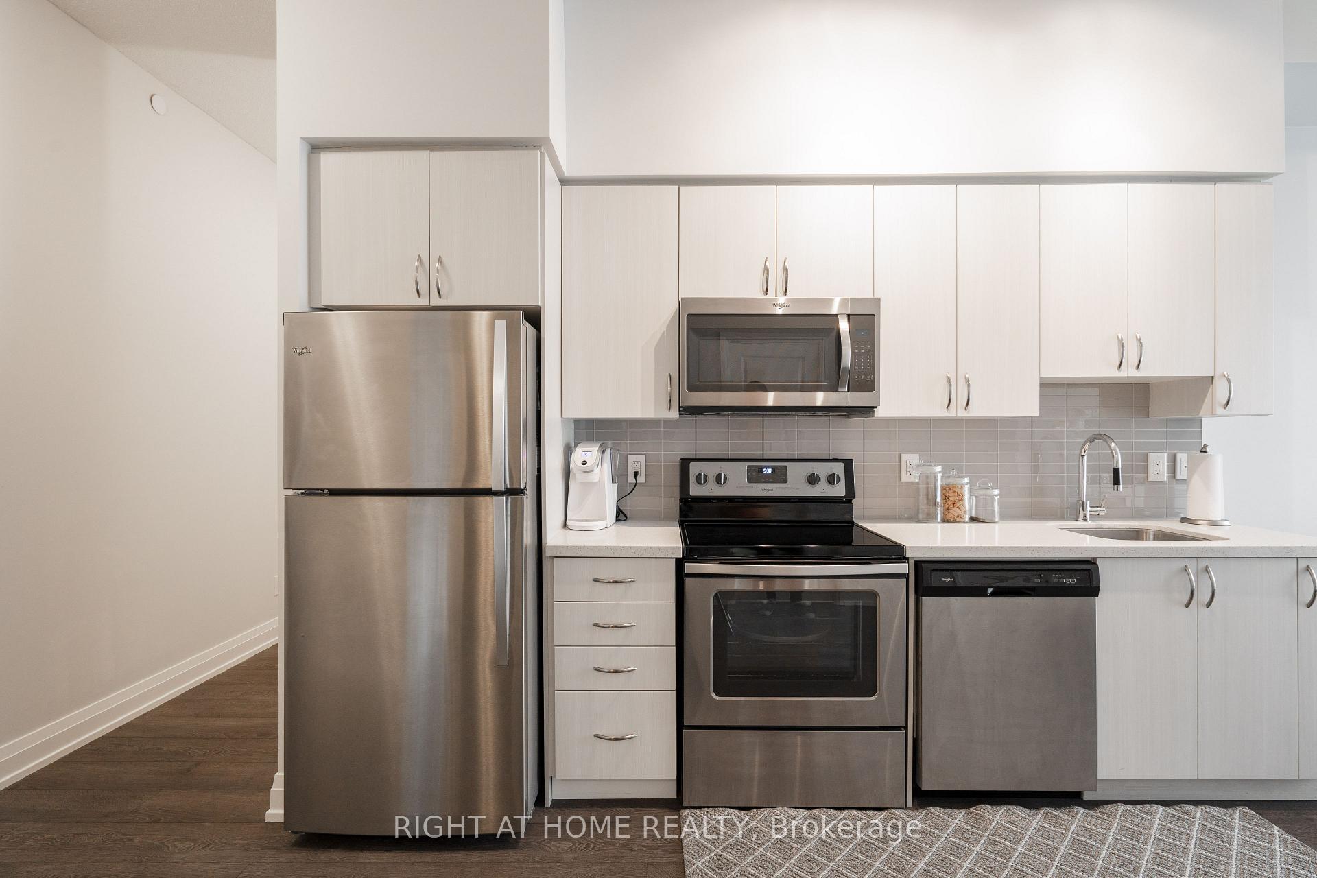 Photo 10 of Unit 329, 3600 Highway 7, Vaughan, Vaughan Corporate Centre — HOMEH
