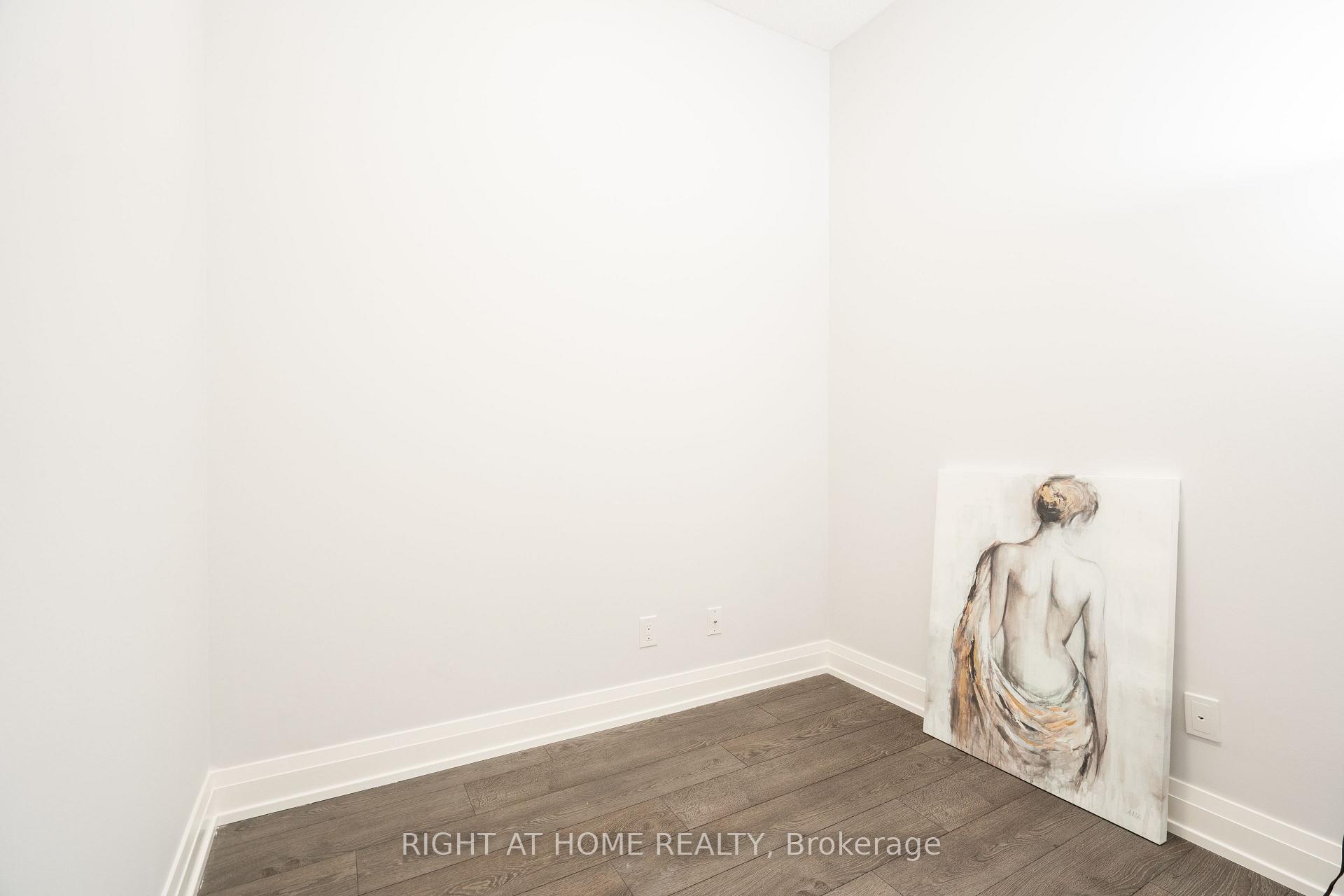 Photo 19 of Unit 329, 3600 Highway 7, Vaughan, Vaughan Corporate Centre — HOMEH