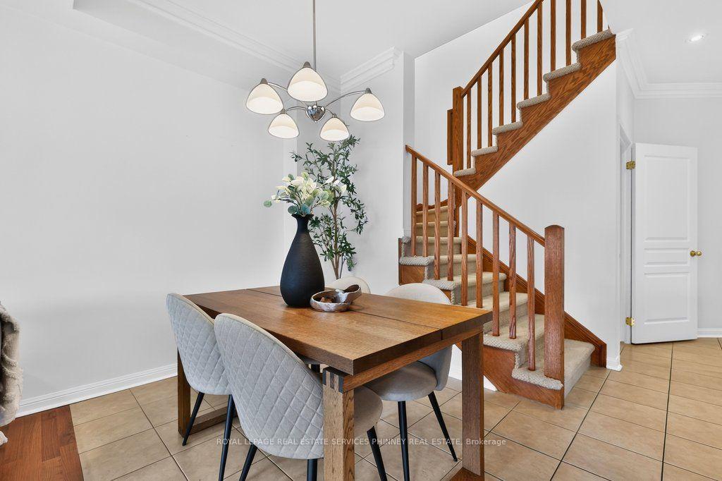 Photo 11 of 2421 Shadow Court, Oakville, Westmount — HOMEH