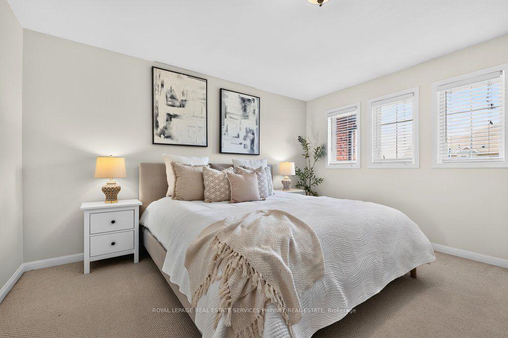 Photo 17 of 2421 Shadow Court, Oakville, Westmount — HOMEH