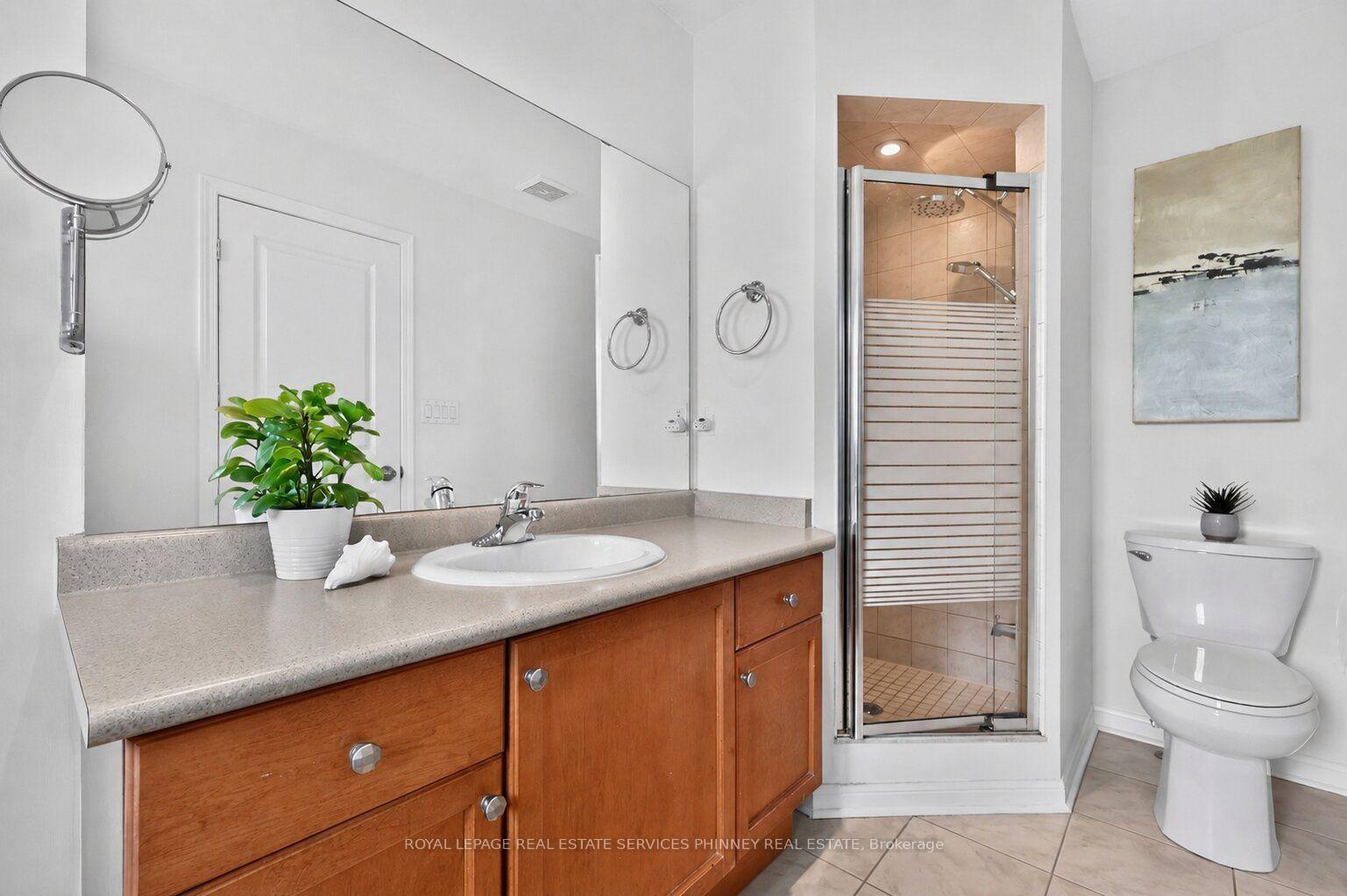 Photo 21 of 2421 Shadow Court, Oakville, Westmount — HOMEH