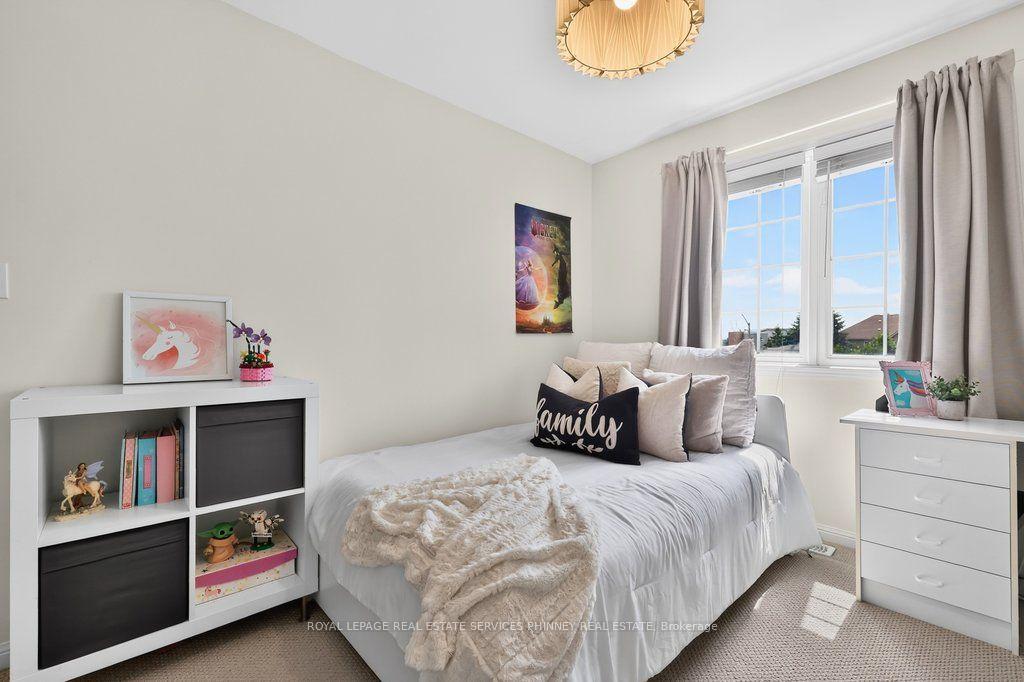 Photo 25 of 2421 Shadow Court, Oakville, Westmount — HOMEH