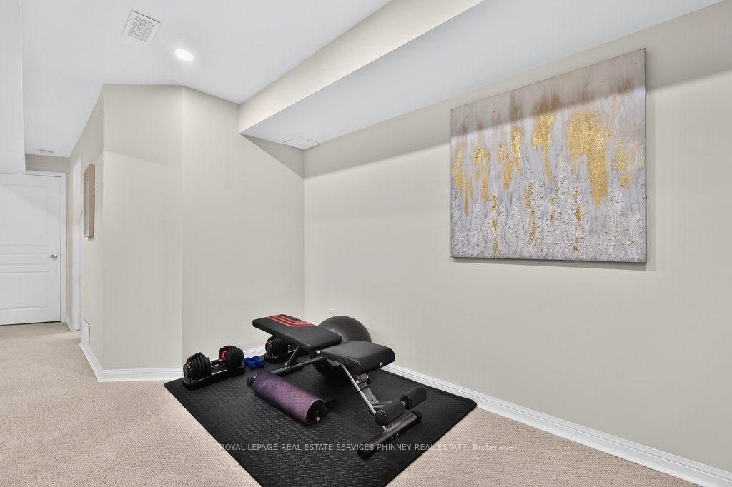 Photo 32 of 2421 Shadow Court, Oakville, Westmount — HOMEH