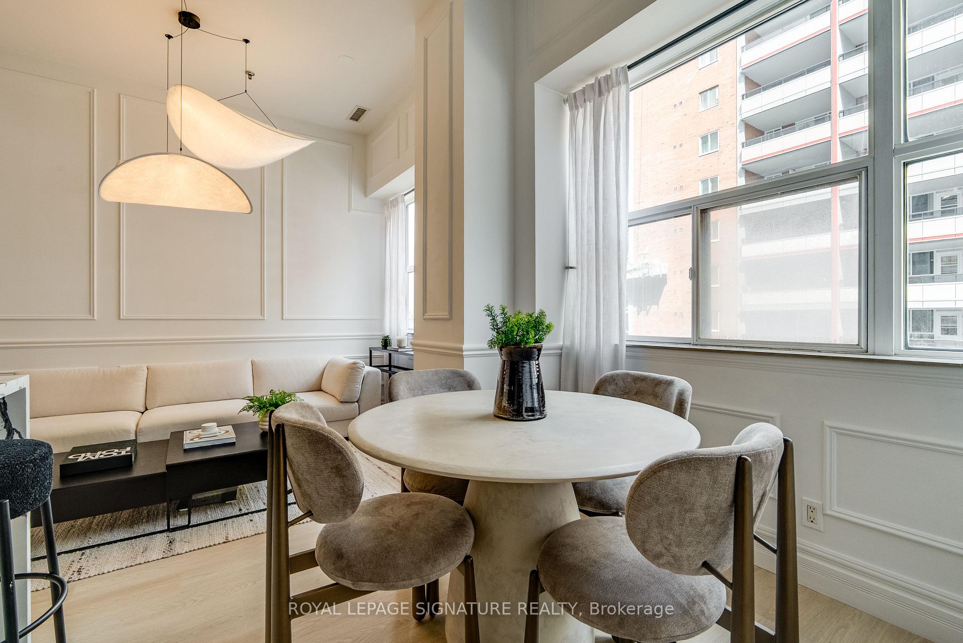Photo 4 of Unit 403, 700 King Street W, Toronto, Niagara — HOMEH