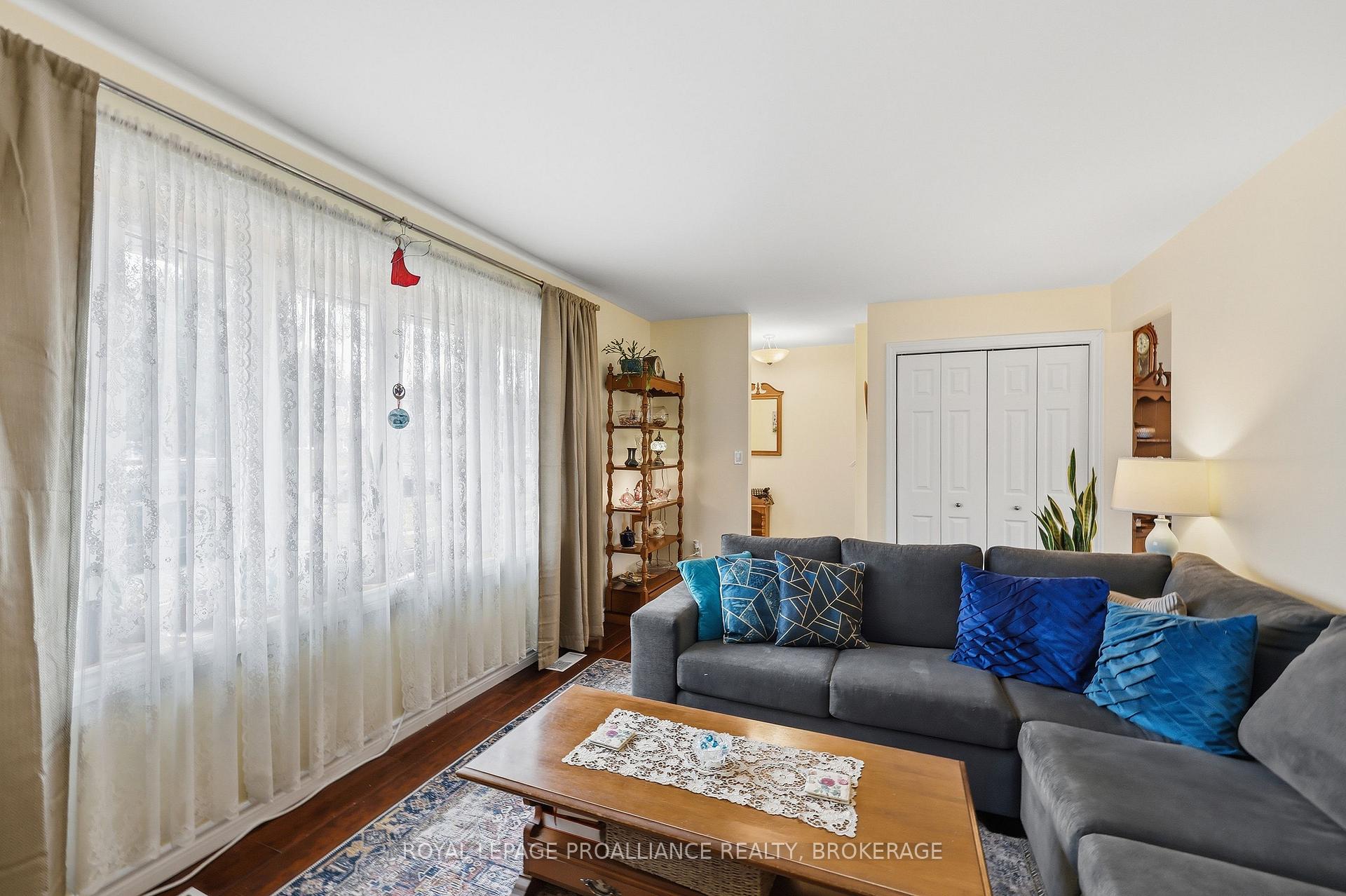 Photo 8 of Unit 9, 5 Winchester Drive, Greater Napanee, Greater Napanee — HOMEH