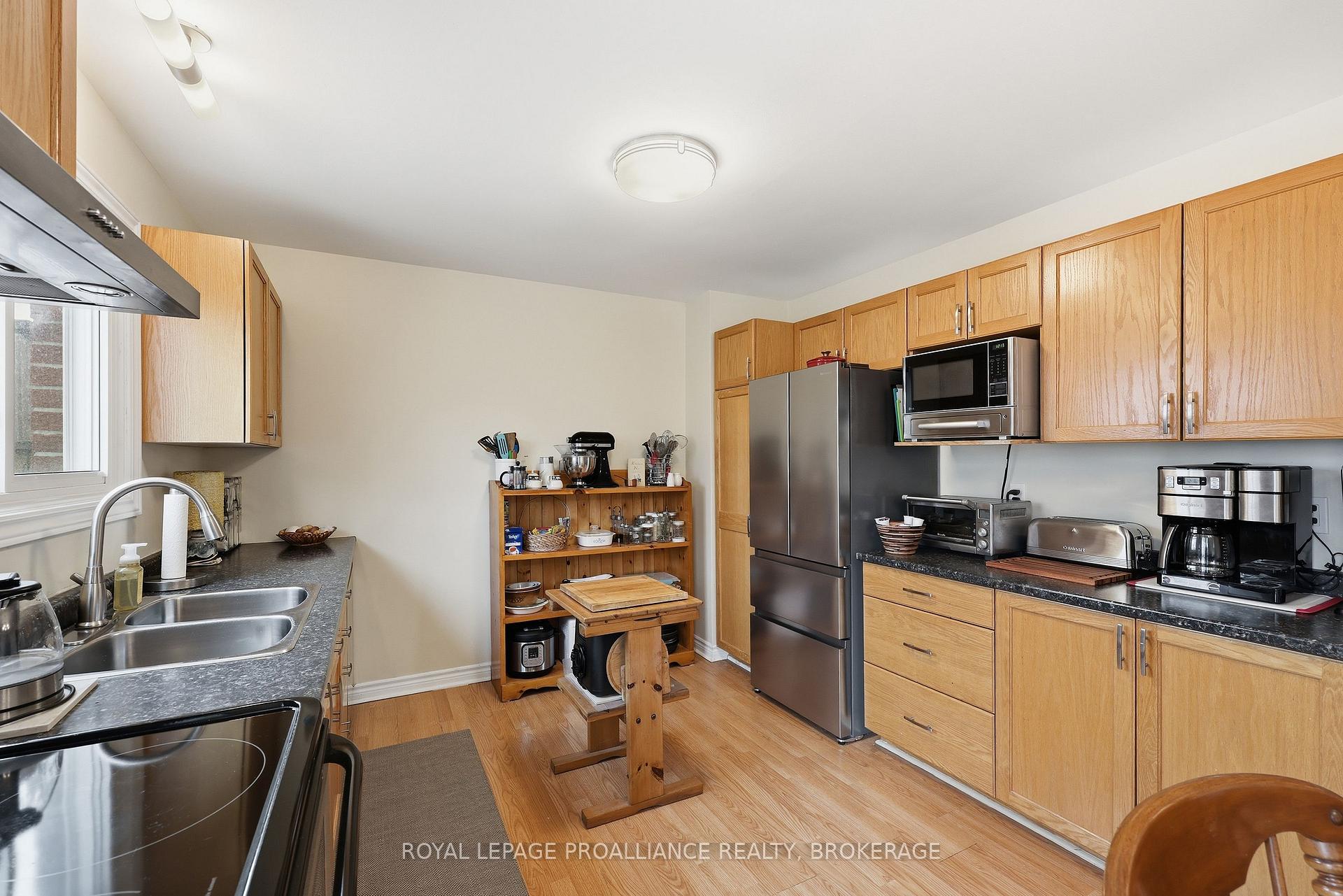Photo 12 of Unit 9, 5 Winchester Drive, Greater Napanee, Greater Napanee — HOMEH