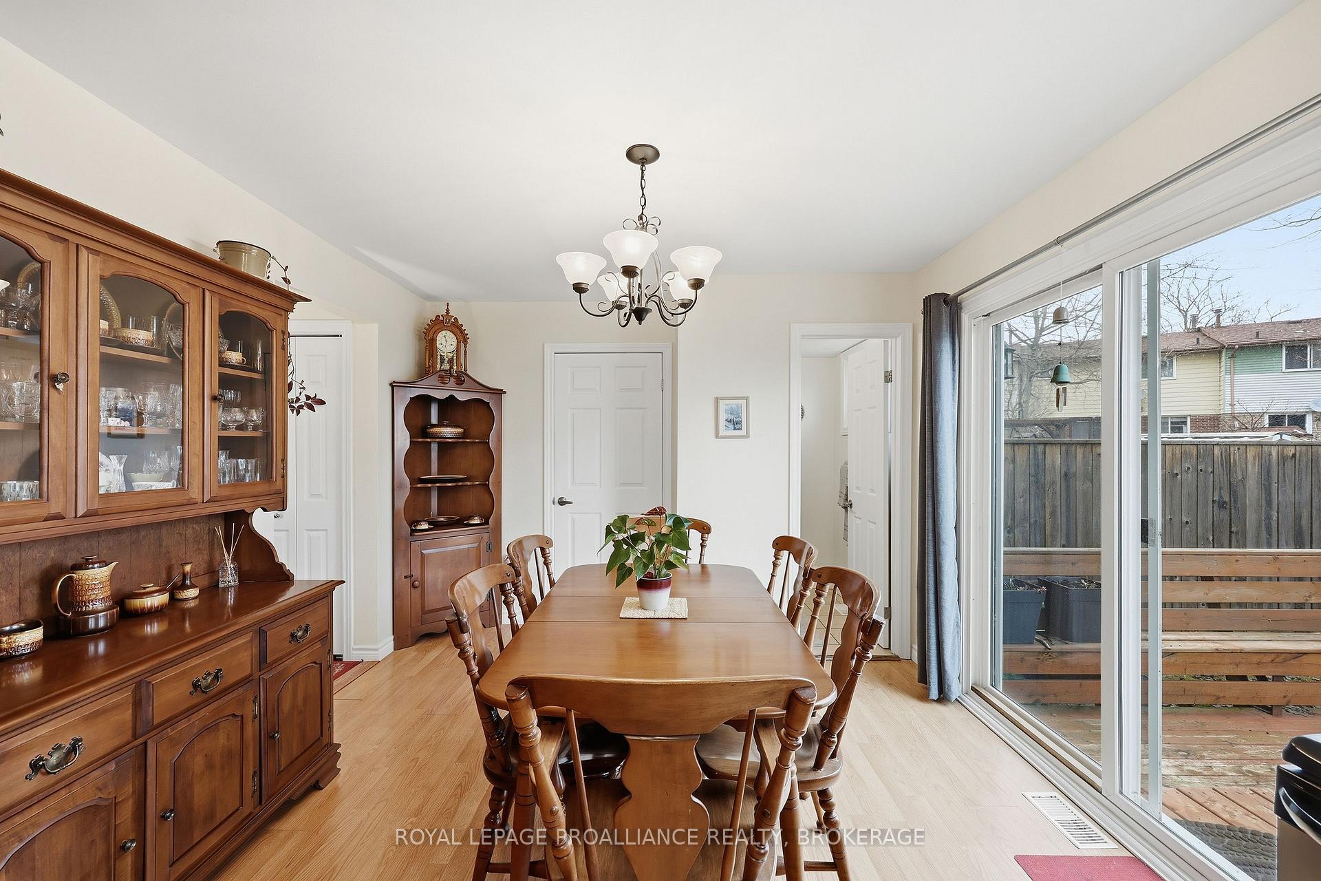 Photo 15 of Unit 9, 5 Winchester Drive, Greater Napanee, Greater Napanee — HOMEH
