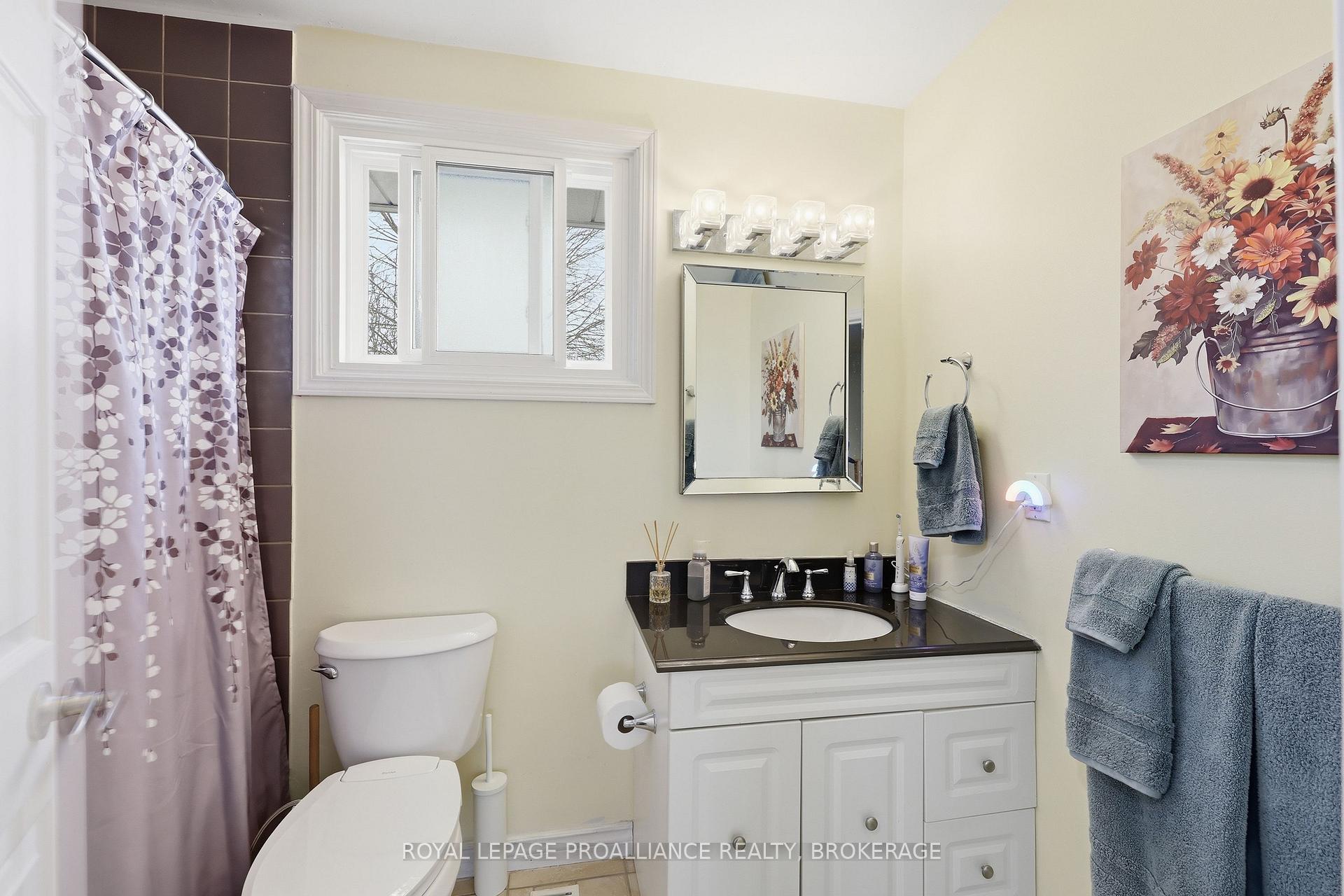 Photo 21 of Unit 9, 5 Winchester Drive, Greater Napanee, Greater Napanee — HOMEH