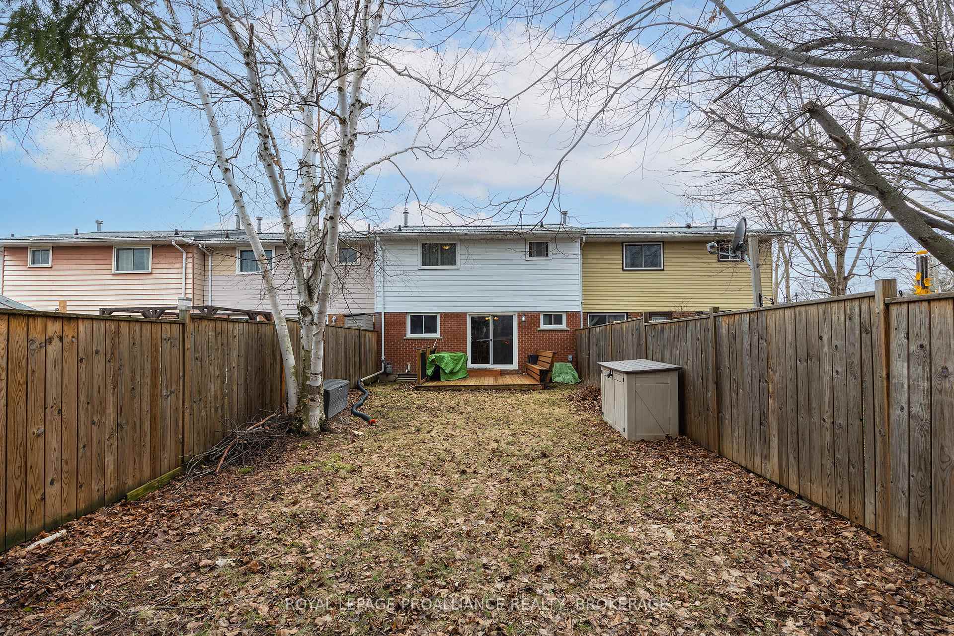 Photo 37 of Unit 9, 5 Winchester Drive, Greater Napanee, Greater Napanee — HOMEH