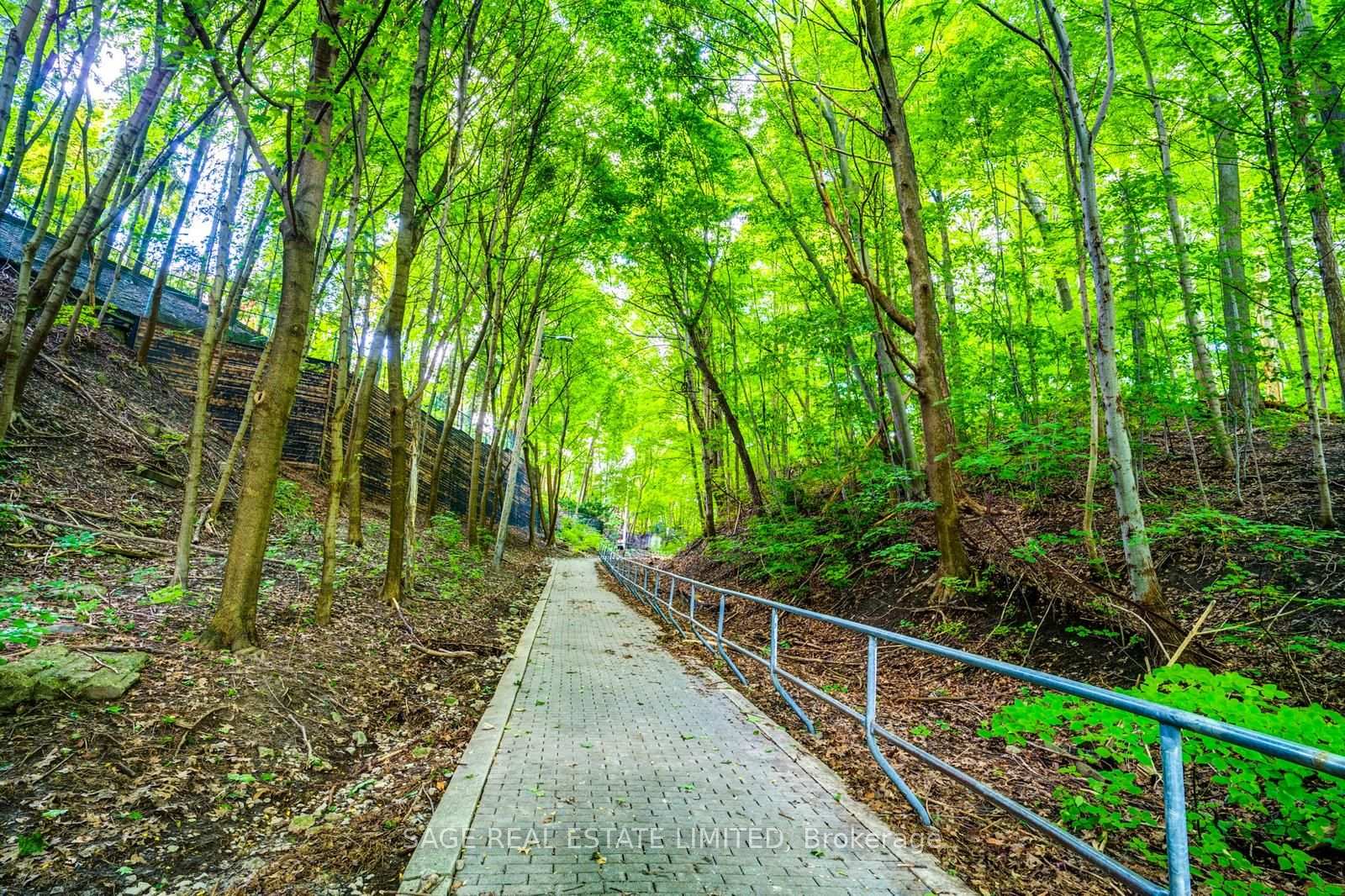 Photo 33 of Unit 408, 3900 Yonge Street, Toronto, Bedford Park-Nortown — HOMEH