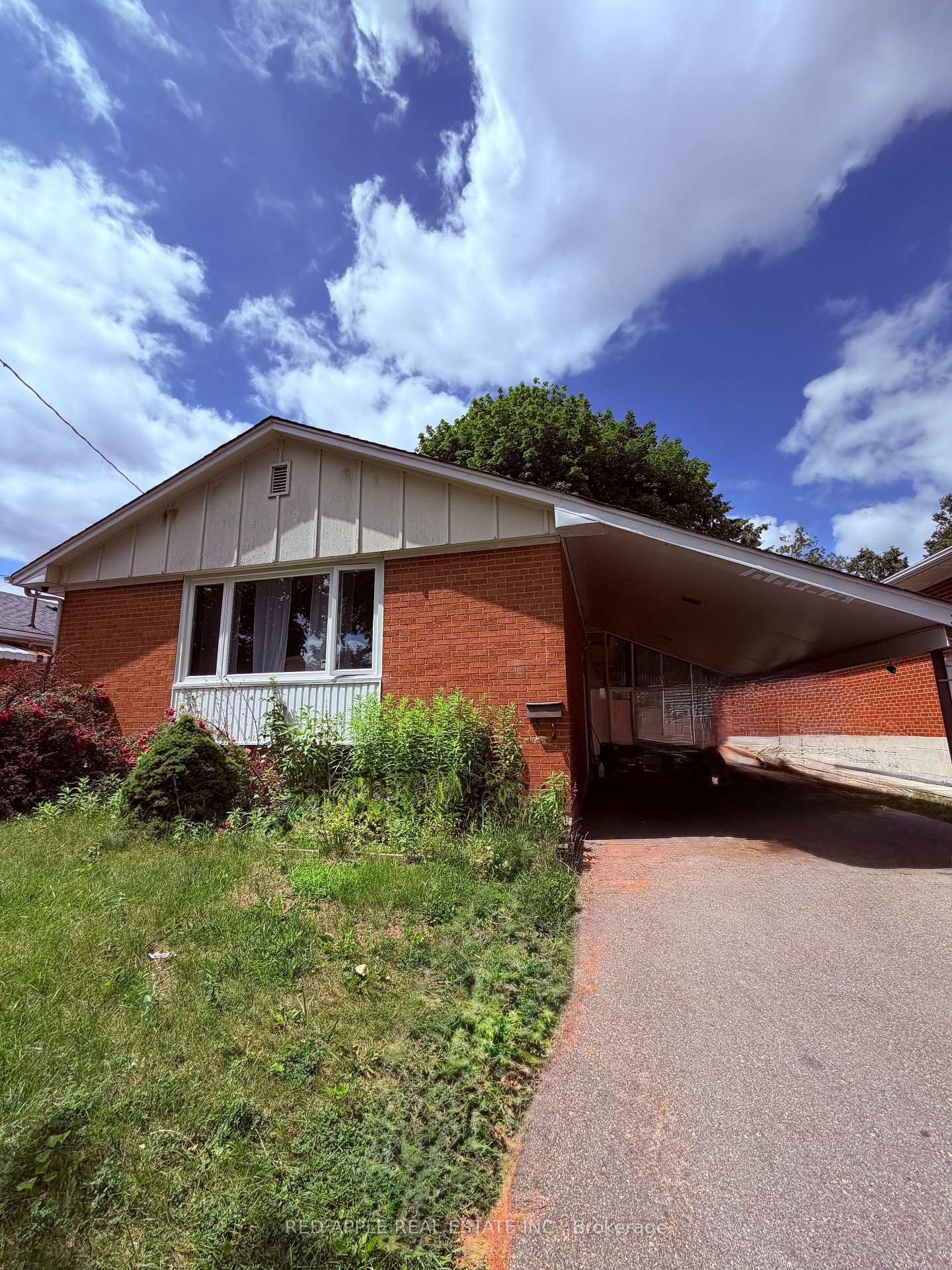 Photo 2 of Unit BSMT, 34 Ludgate Drive, Etobicoke, Rexdale-Kipling — HOMEH