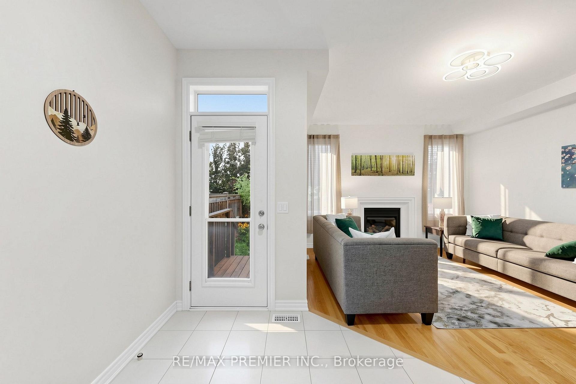 Photo 19 of 5 Hatton Garden Road, Vaughan, Vellore Village — HOMEH