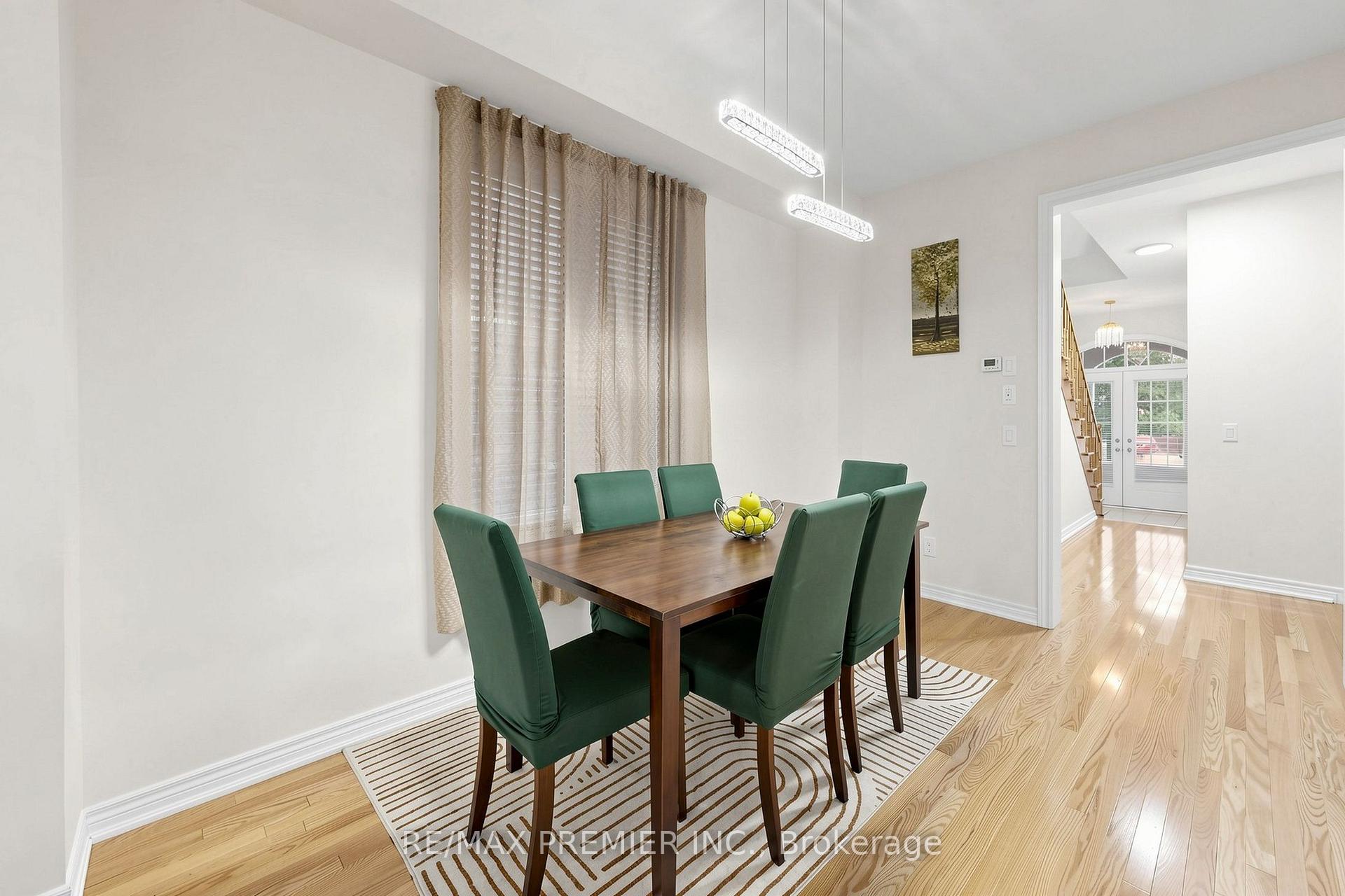Photo 25 of 5 Hatton Garden Road, Vaughan, Vellore Village — HOMEH