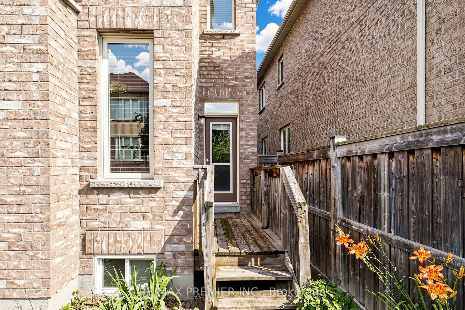 Photo 44 of 5 Hatton Garden Road, Vaughan, Vellore Village — HOMEH