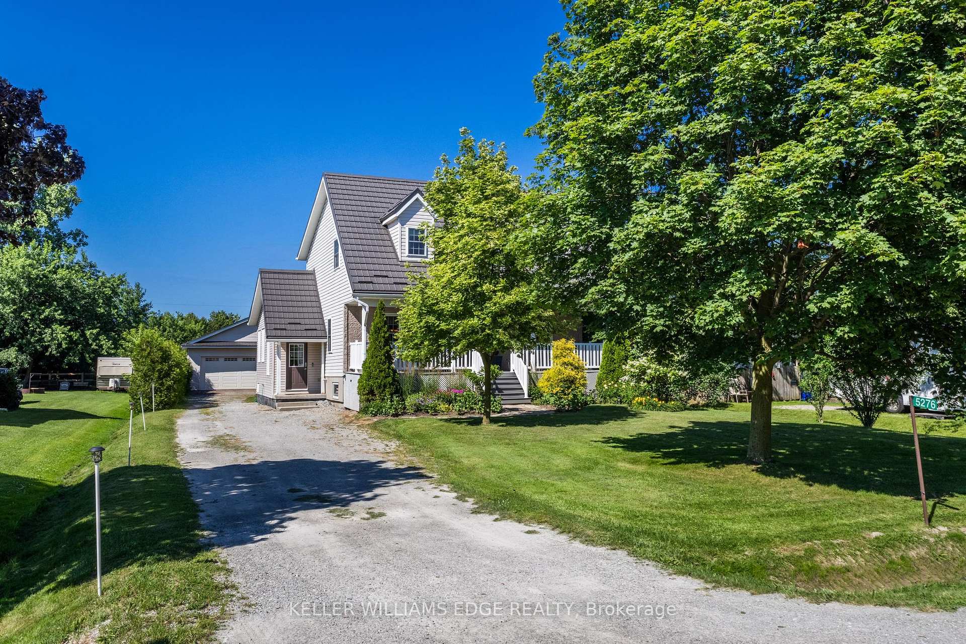 Photo 4 of 5276 Dickenson Road E, Hamilton, Rural Glanbrook — HOMEH