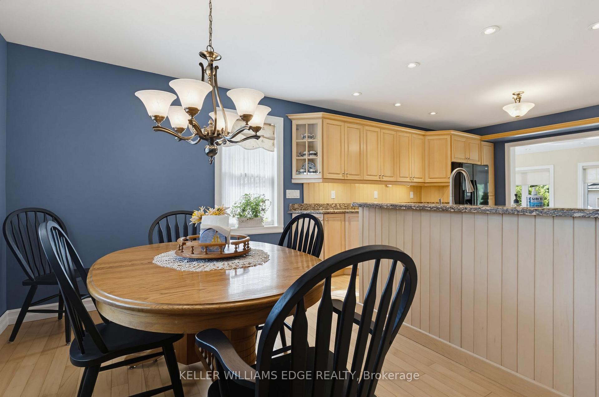 Photo 14 of 5276 Dickenson Road E, Hamilton, Rural Glanbrook — HOMEH