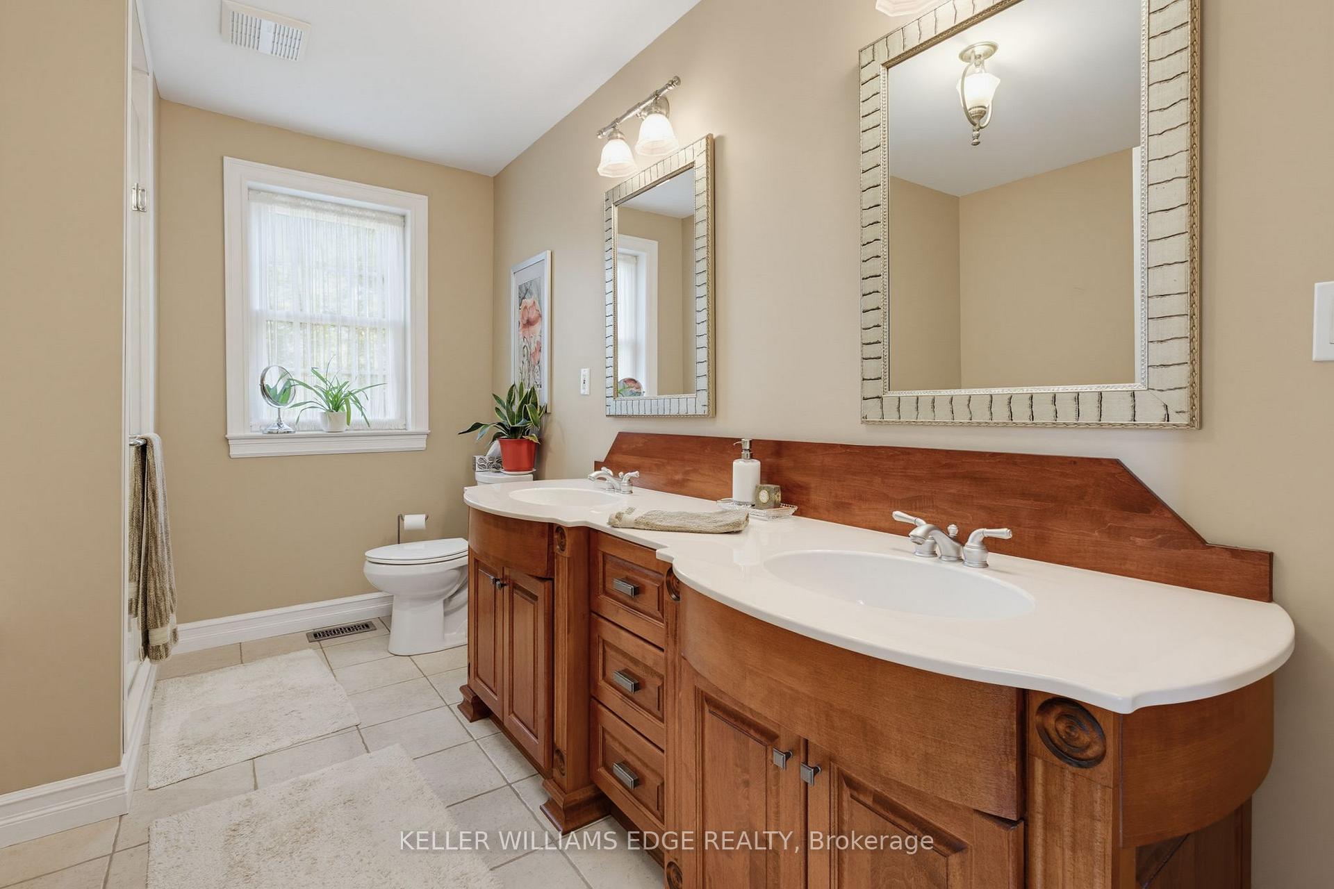 Photo 30 of 5276 Dickenson Road E, Hamilton, Rural Glanbrook — HOMEH