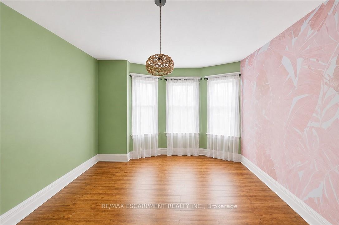 Photo 30 of 81 Carrick Avenue, Hamilton, Stipley — HOMEH