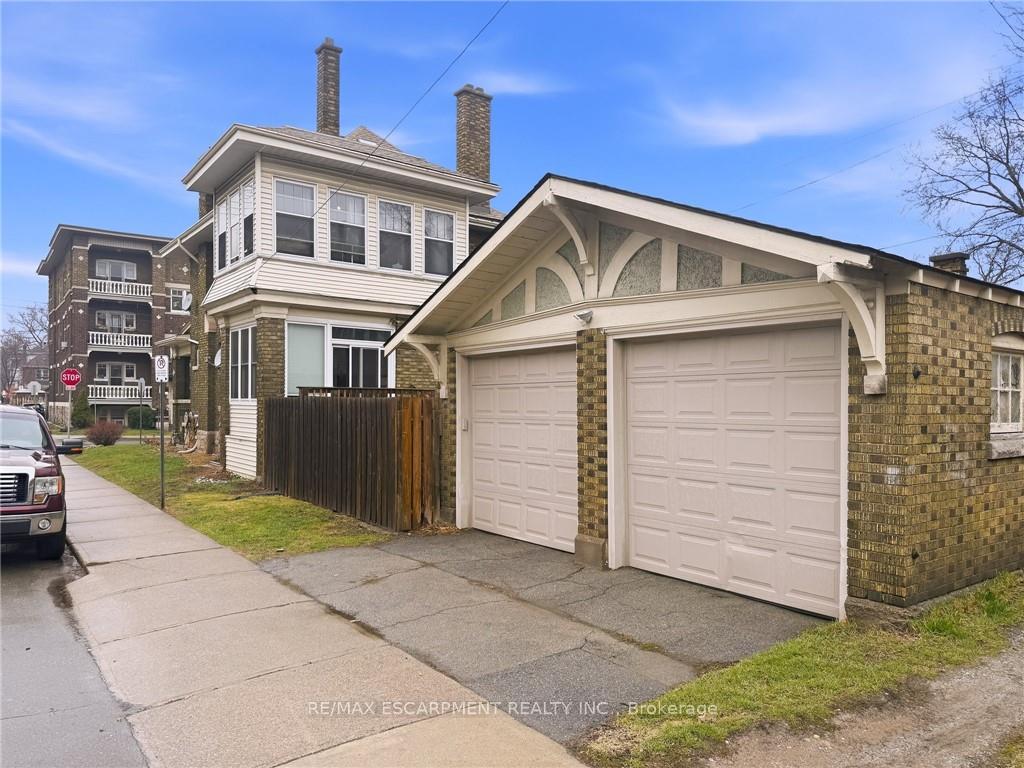 Photo 39 of 81 Carrick Avenue, Hamilton, Stipley — HOMEH
