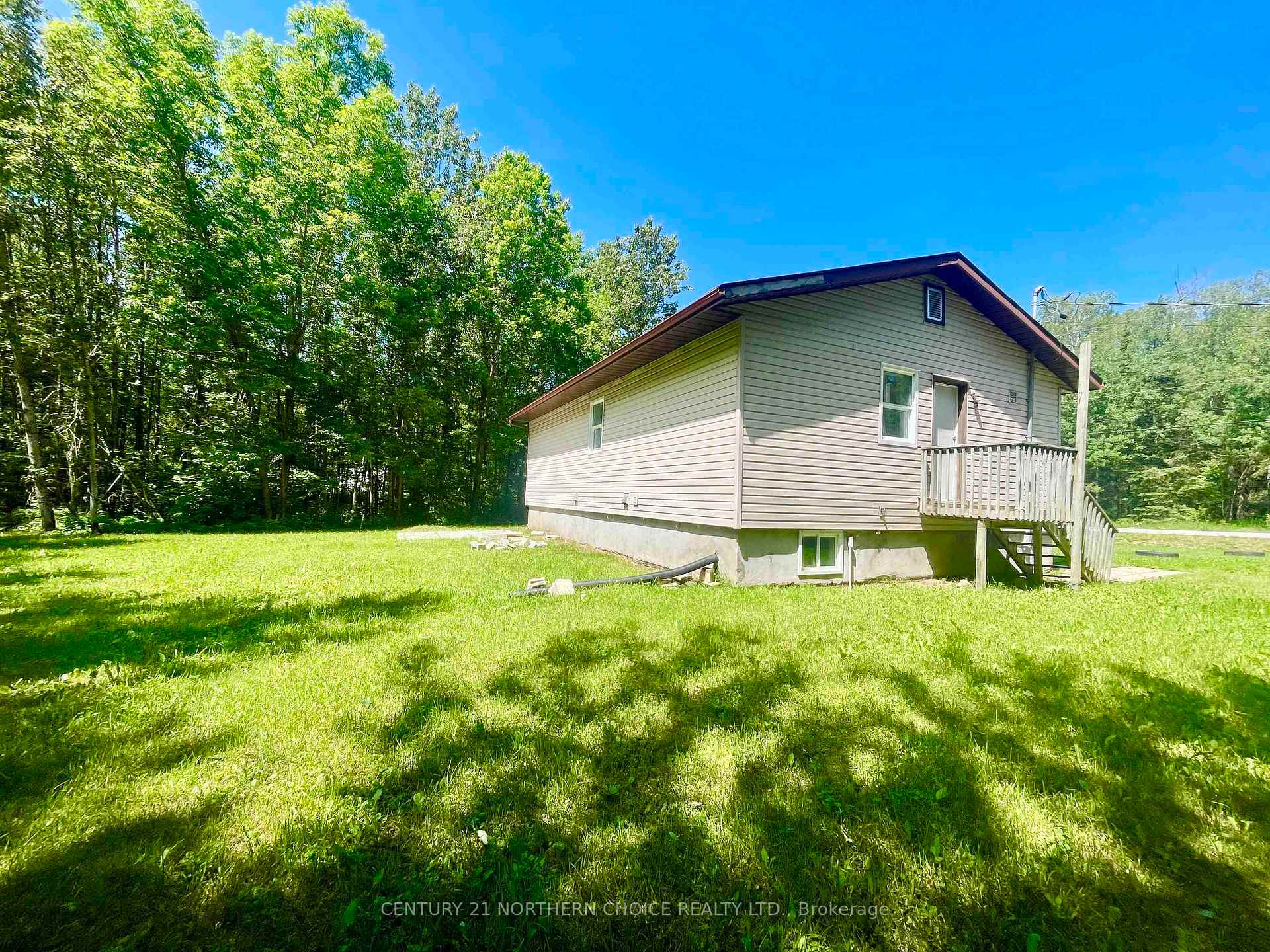 Photo 3 of 297 Cemetery Road, Kenora Remote Area, Dinorwic — HOMEH