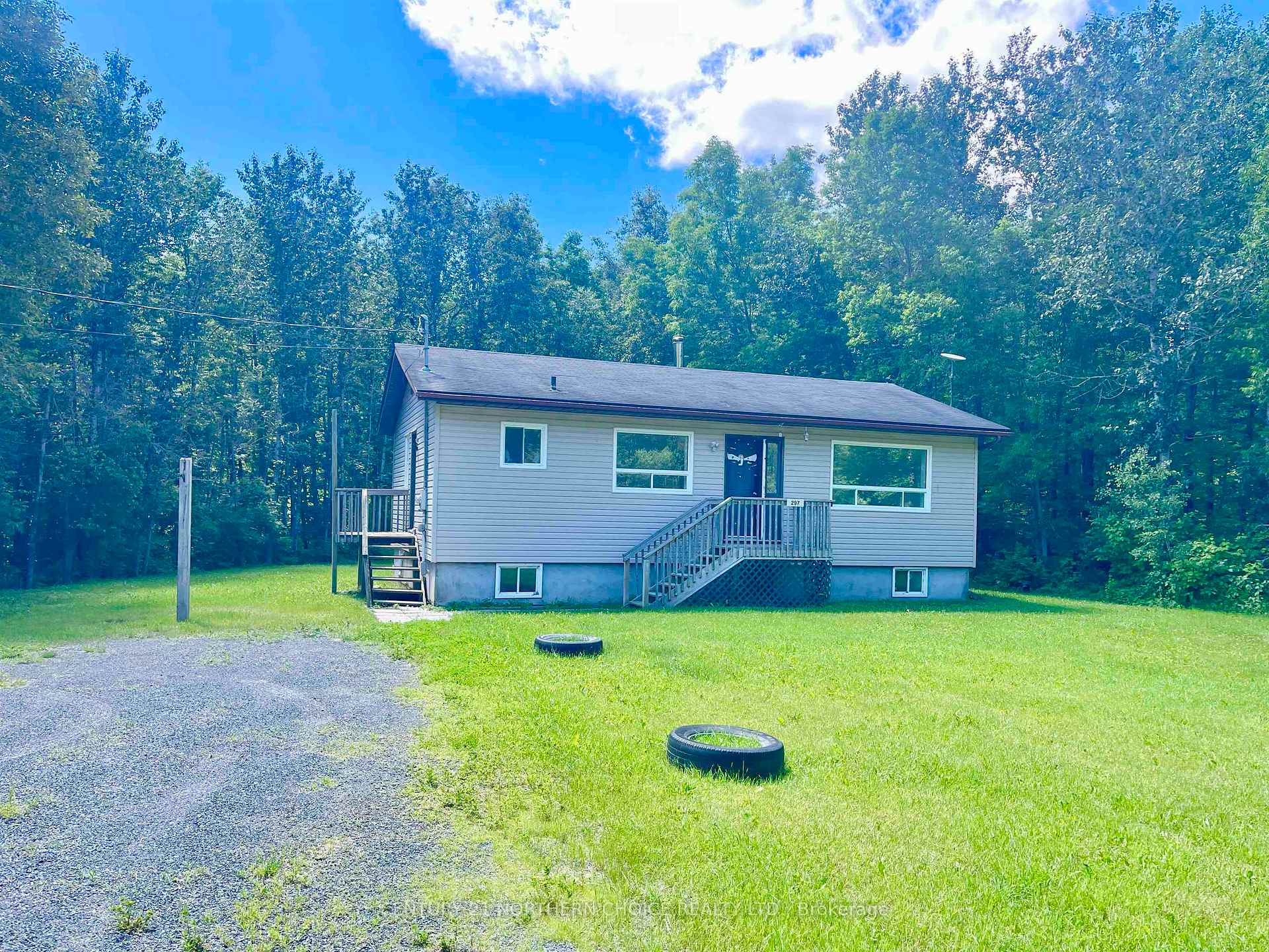 Photo 4 of 297 Cemetery Road, Kenora Remote Area, Dinorwic — HOMEH