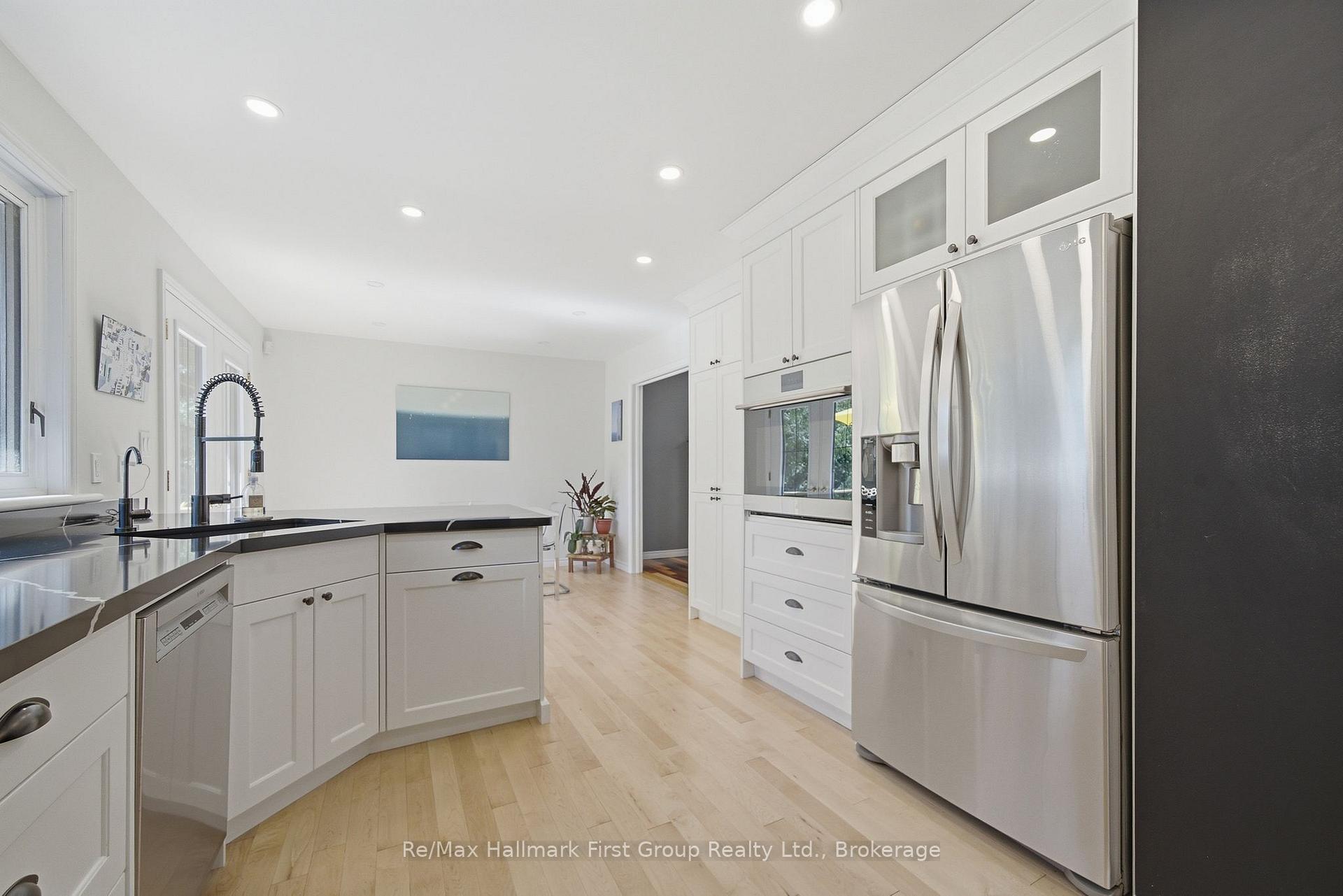 Photo 12 of 2772 Division Street N, Hamilton Township, Rural Hamilton — HOMEH