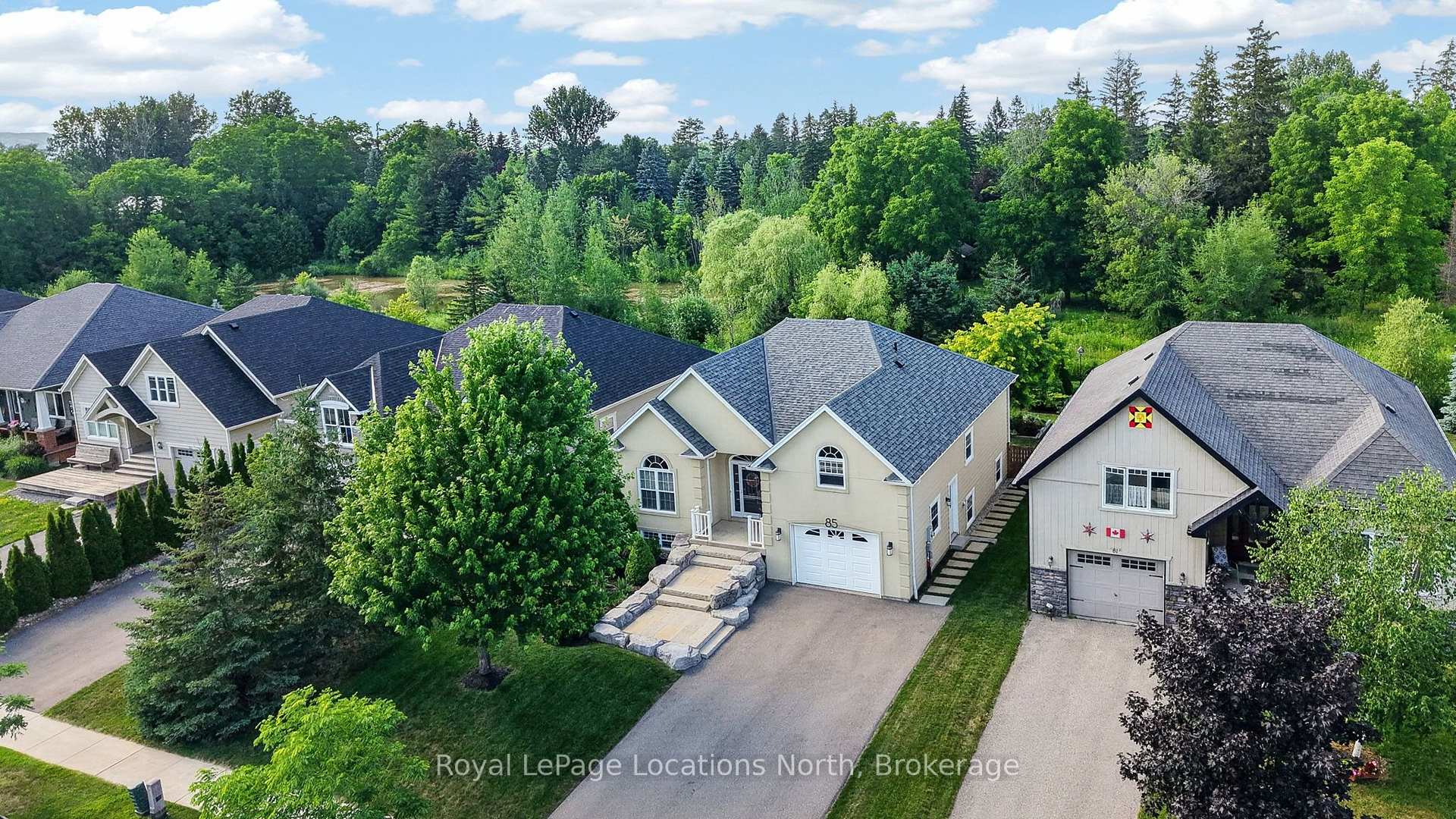 Photo 1 of 85 Findlay Drive, Collingwood — HOMEH