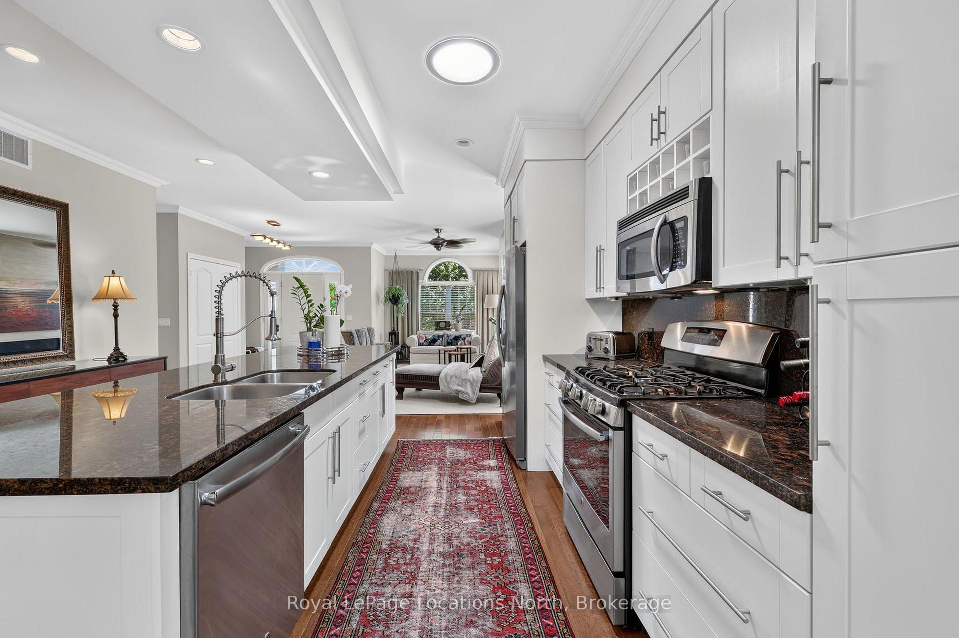 Photo 10 of 85 Findlay Drive, Collingwood — HOMEH