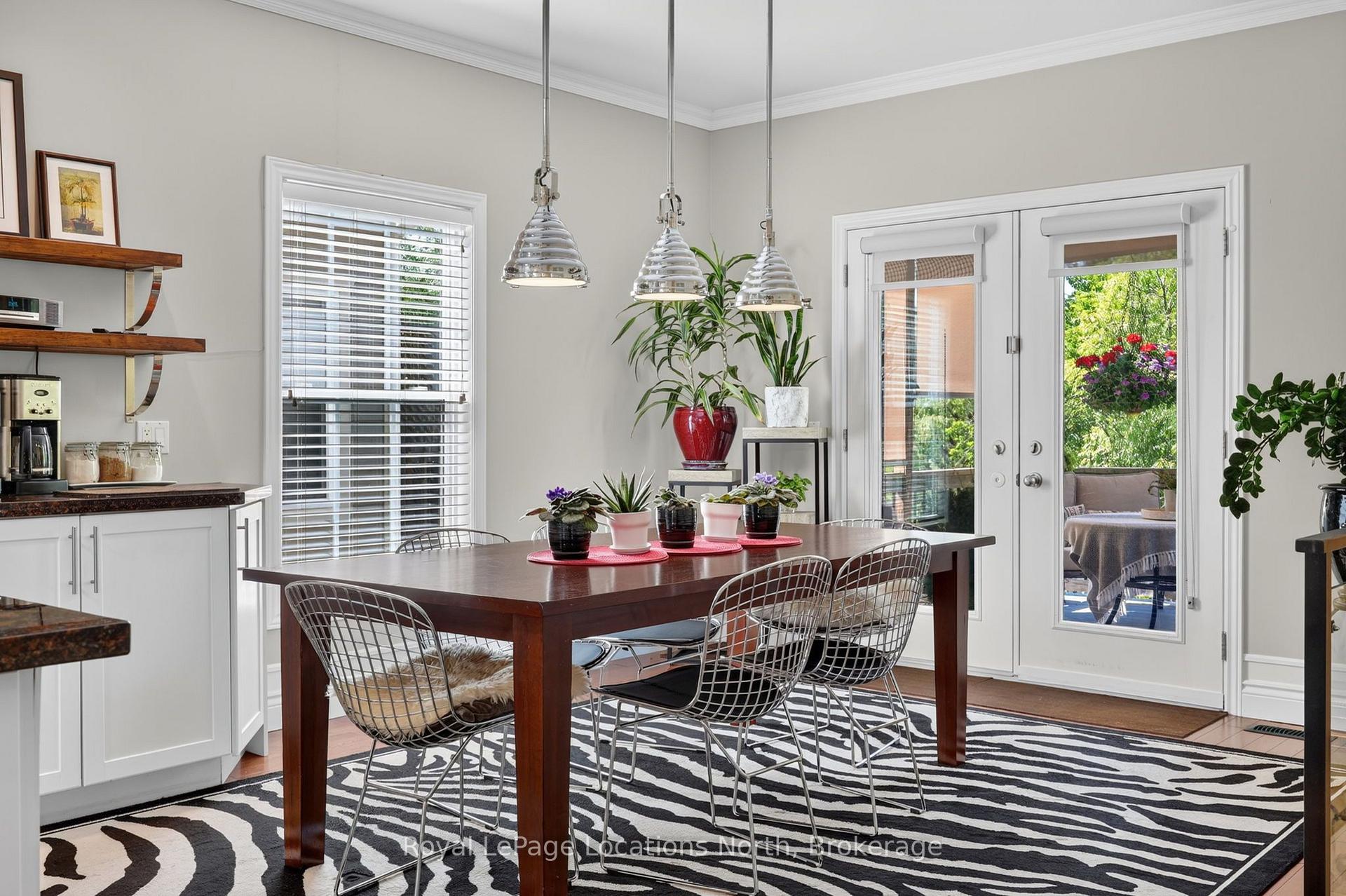 Photo 15 of 85 Findlay Drive, Collingwood — HOMEH