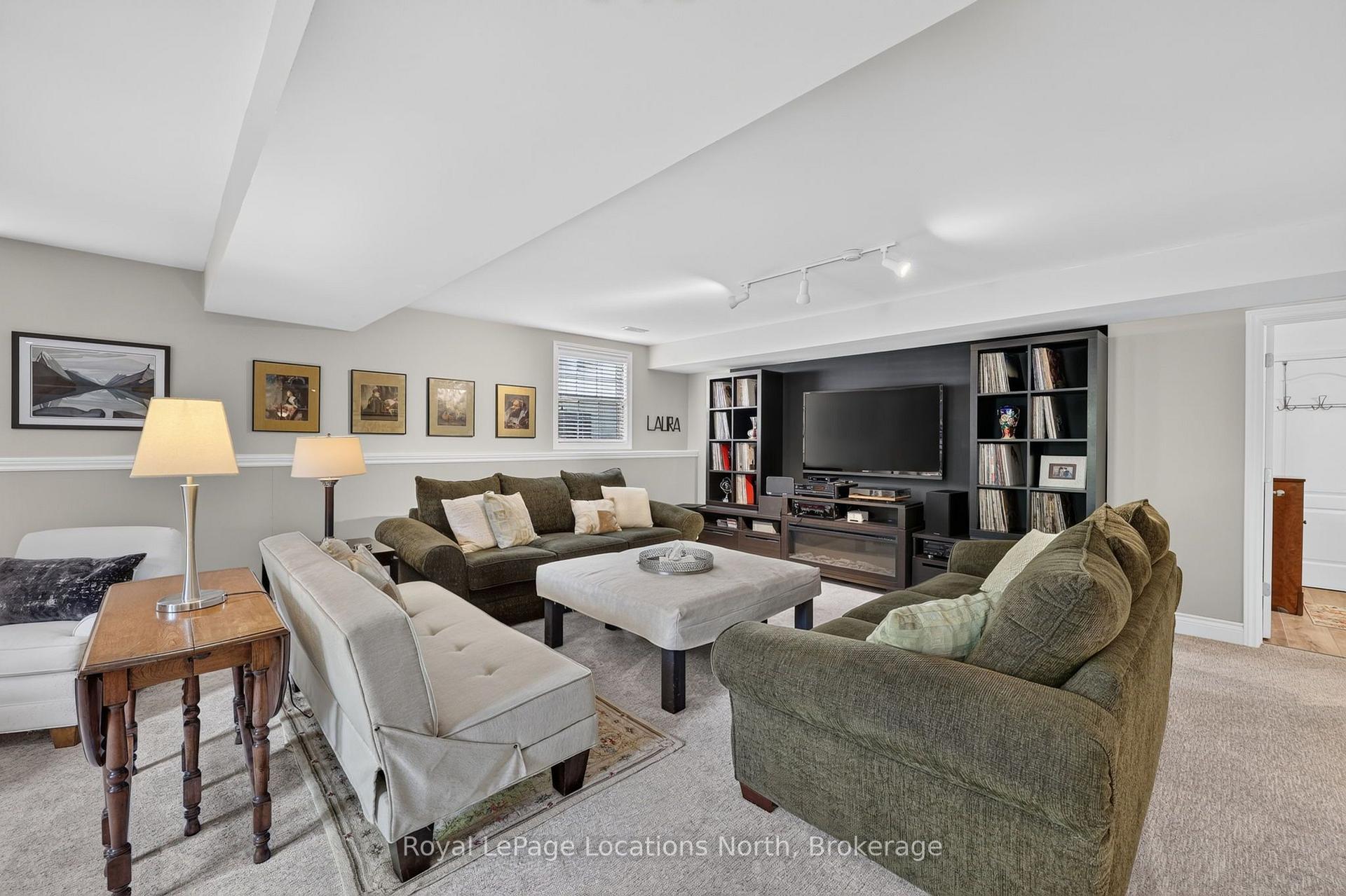 Photo 31 of 85 Findlay Drive, Collingwood — HOMEH