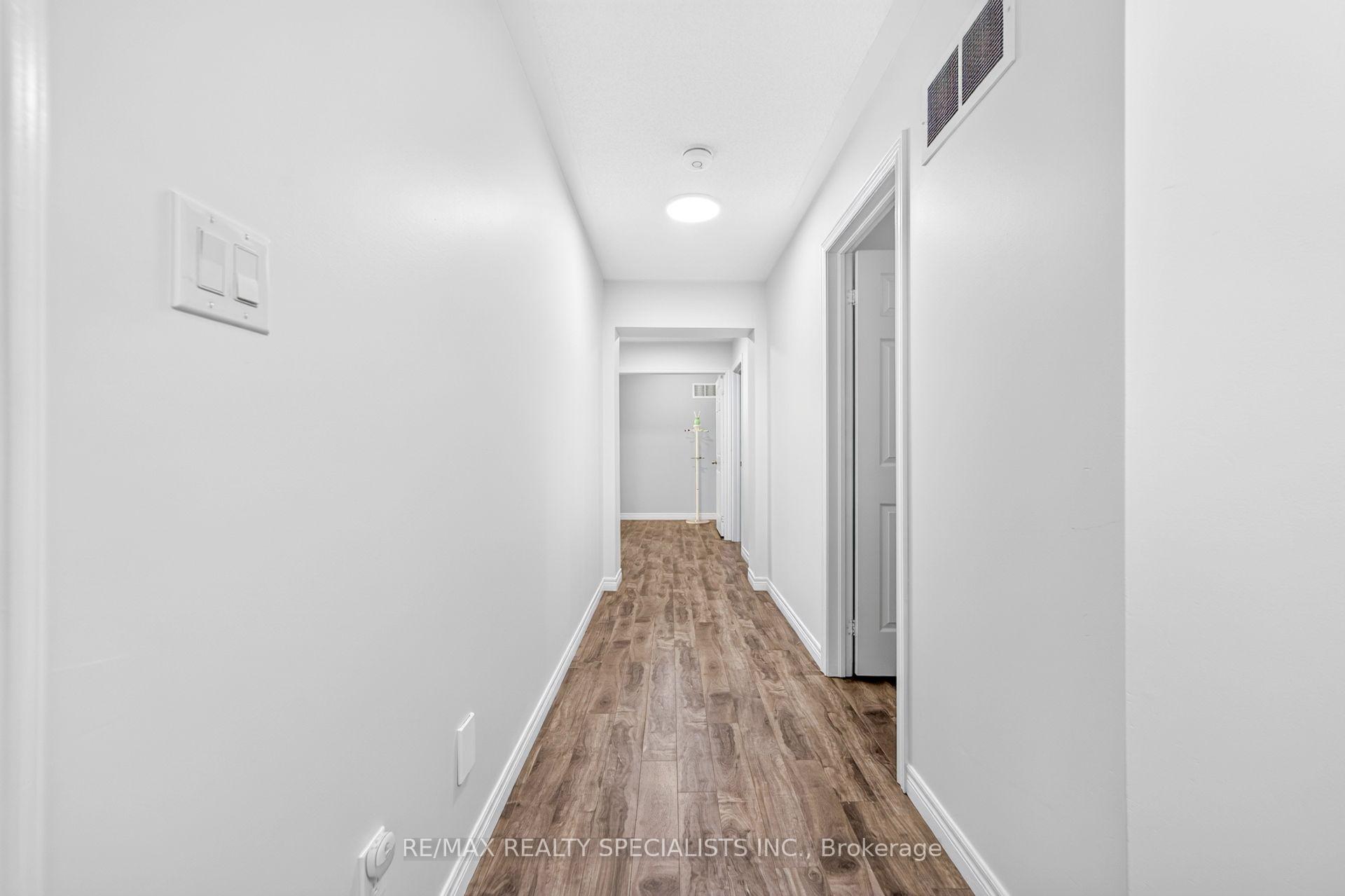 Photo 19 of 17 Tysonville Circle, Brampton, Northwest Brampton — HOMEH