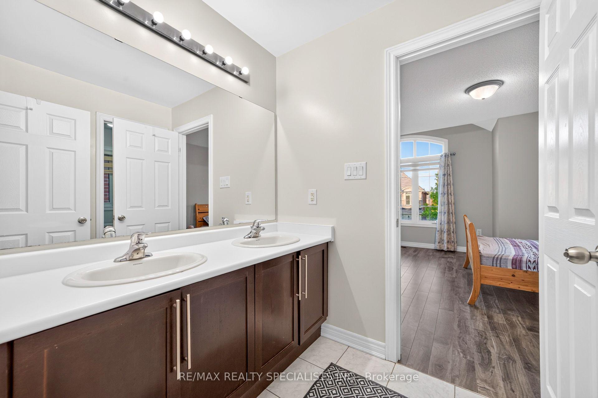 Photo 27 of 17 Tysonville Circle, Brampton, Northwest Brampton — HOMEH