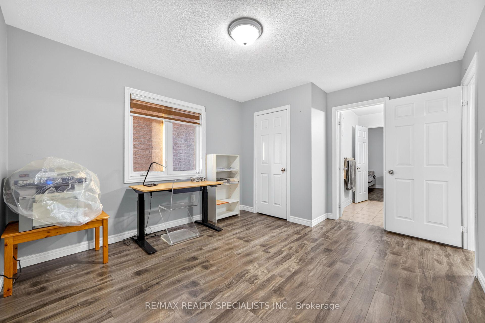 Photo 28 of 17 Tysonville Circle, Brampton, Northwest Brampton — HOMEH