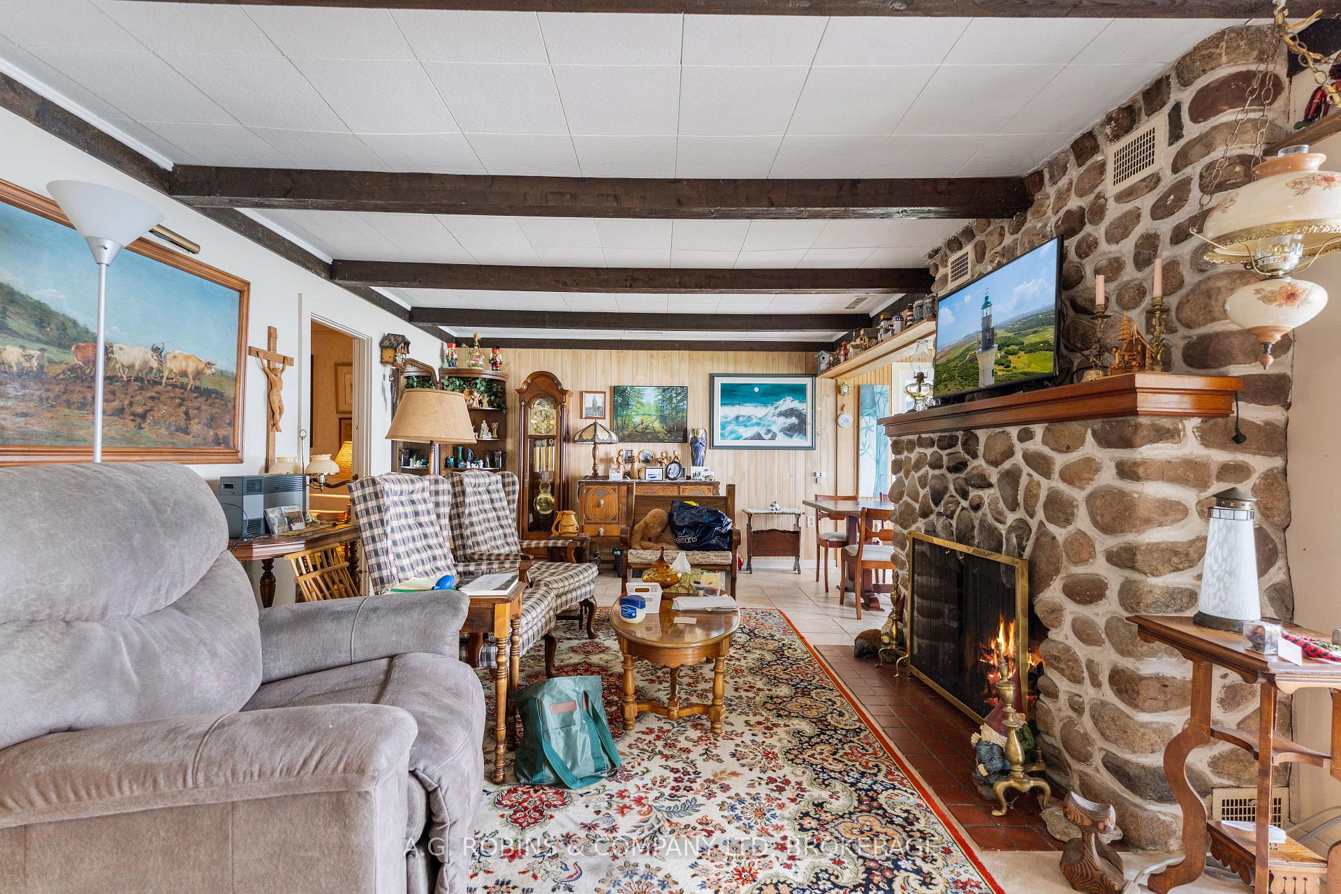 Photo 8 of 11251 Harbourview Road, Wainfleet, Lakeshore — HOMEH
