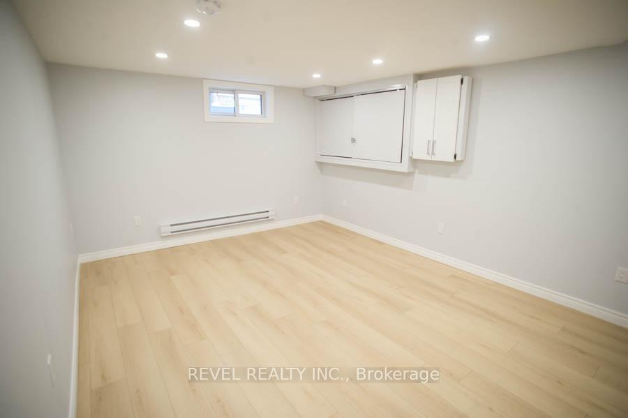 Photo 4 of Unit 3, 415 Chatham Street, Brantford, East Ward — HOMEH