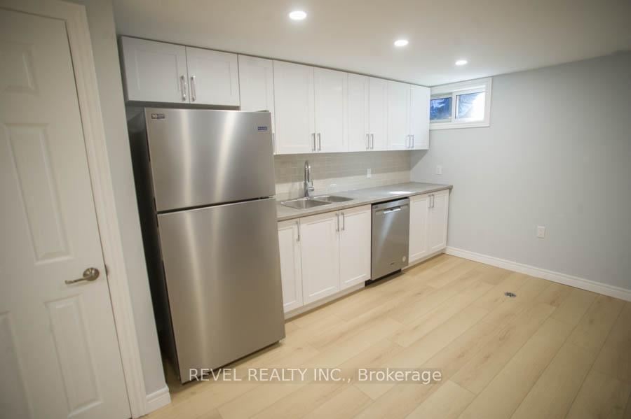 Photo 5 of Unit 3, 415 Chatham Street, Brantford, East Ward — HOMEH