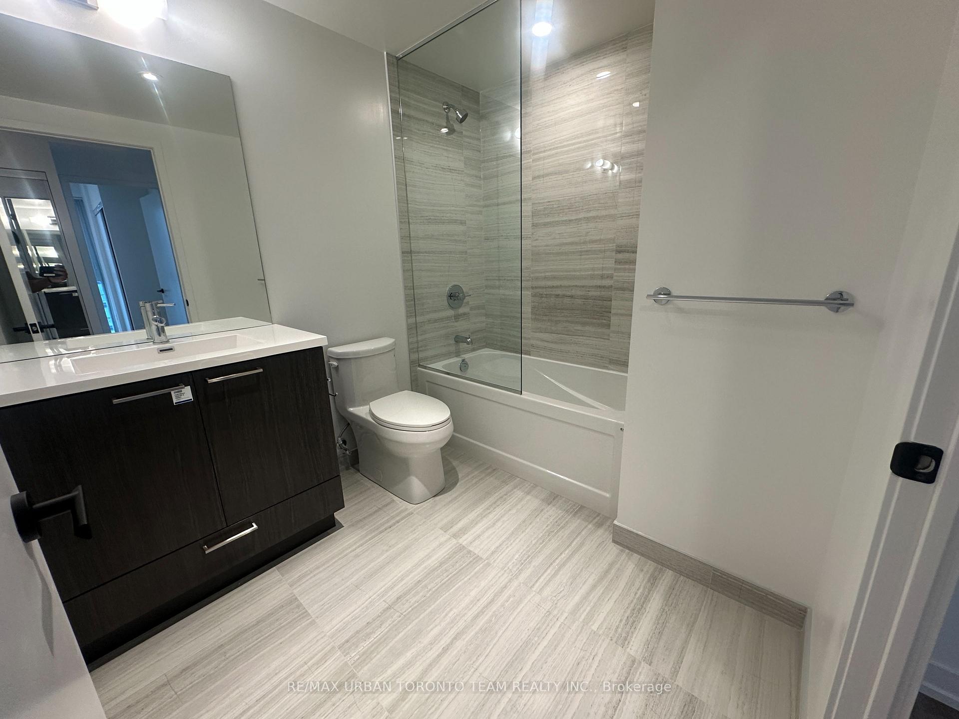 Photo 6 of Unit 4112, 225 Commerce Street, Vaughan, Vaughan Corporate Centre — HOMEH