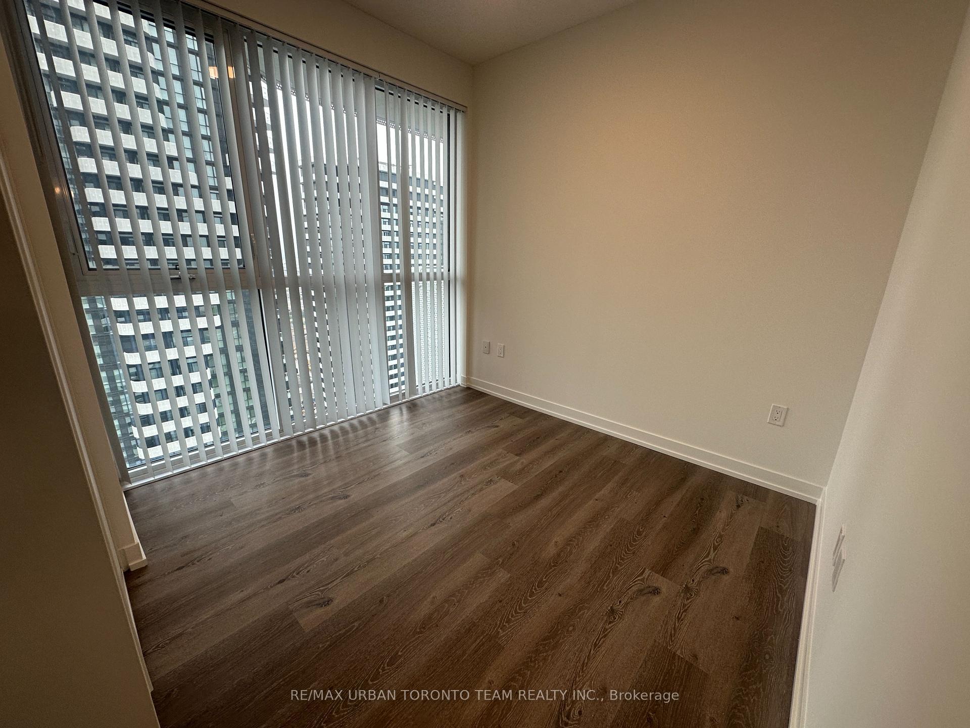 Photo 7 of Unit 4112, 225 Commerce Street, Vaughan, Vaughan Corporate Centre — HOMEH