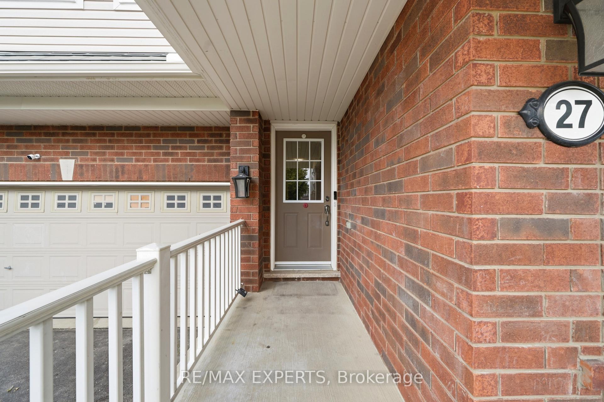 Photo 4 of 27 Kidd Crescent, New Tecumseth, Alliston — HOMEH