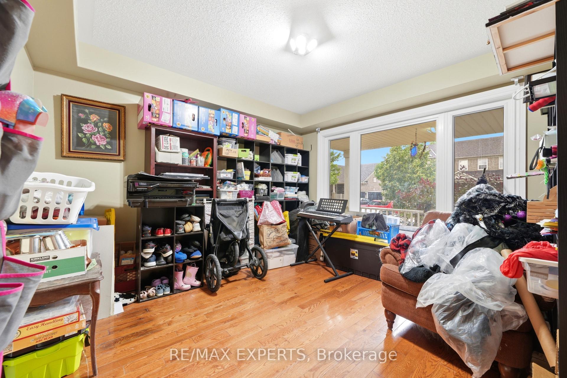 Photo 14 of 27 Kidd Crescent, New Tecumseth, Alliston — HOMEH